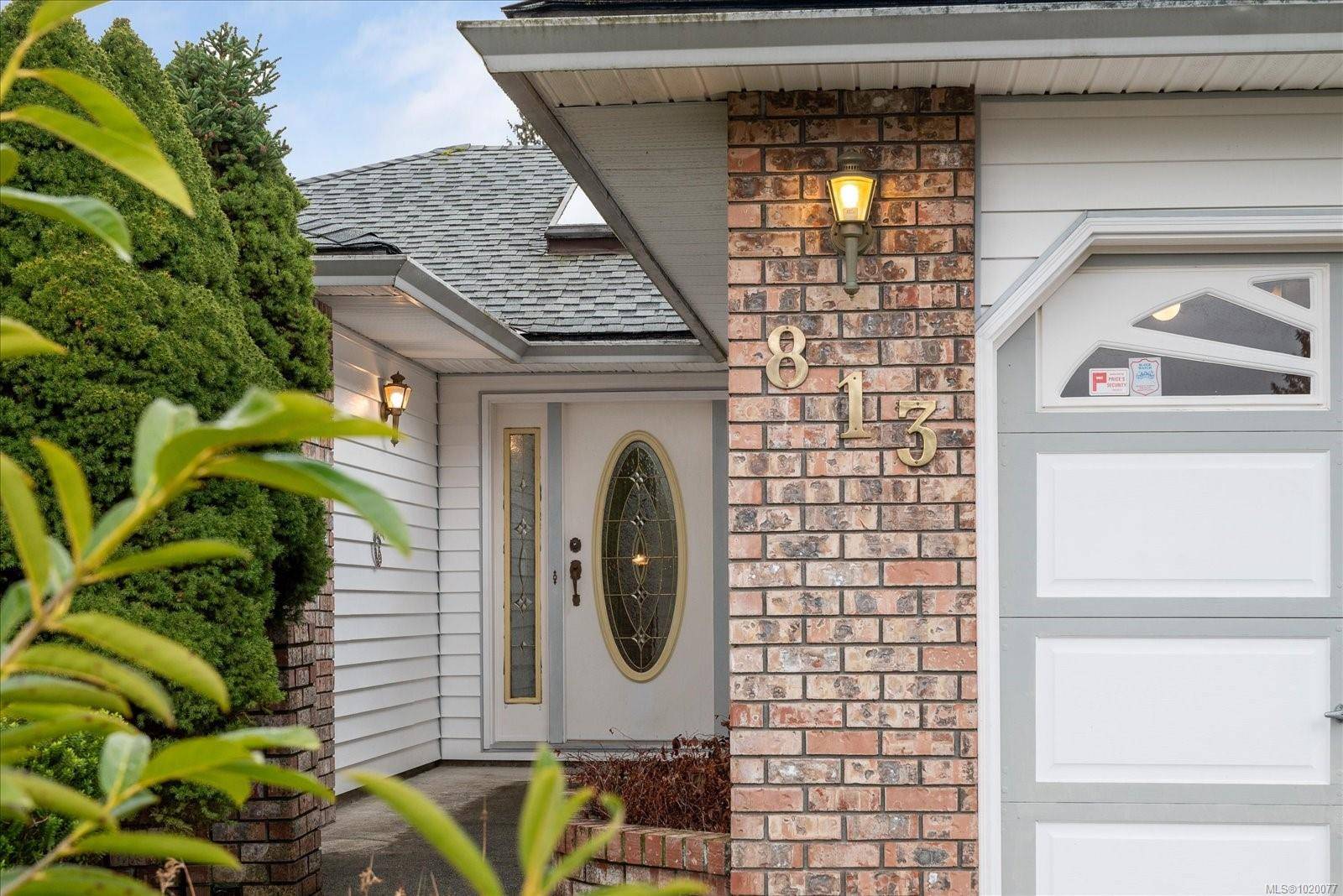 Ladysmith, BC V9G 1N3,813 Cameron Way