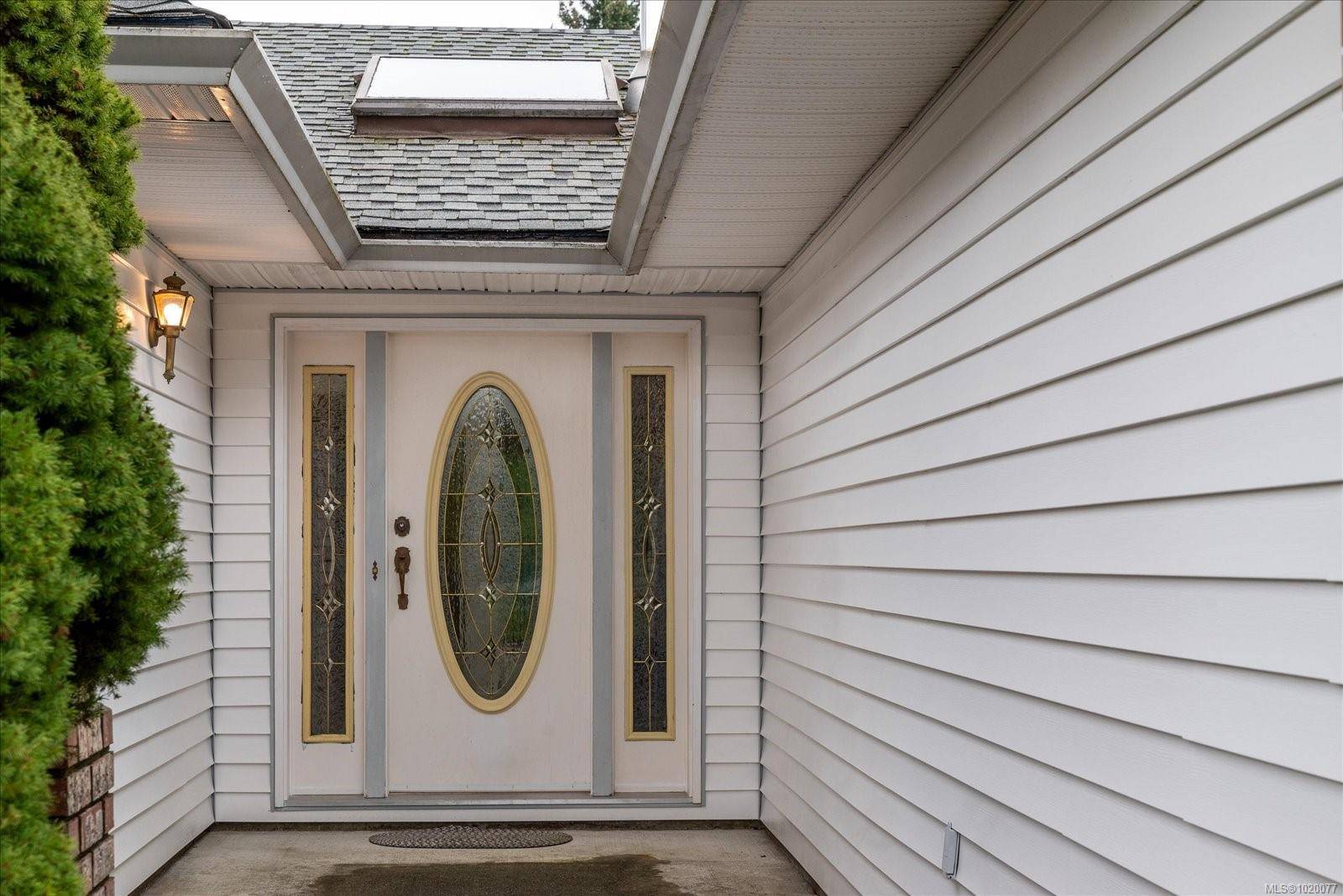 Ladysmith, BC V9G 1N3,813 Cameron Way