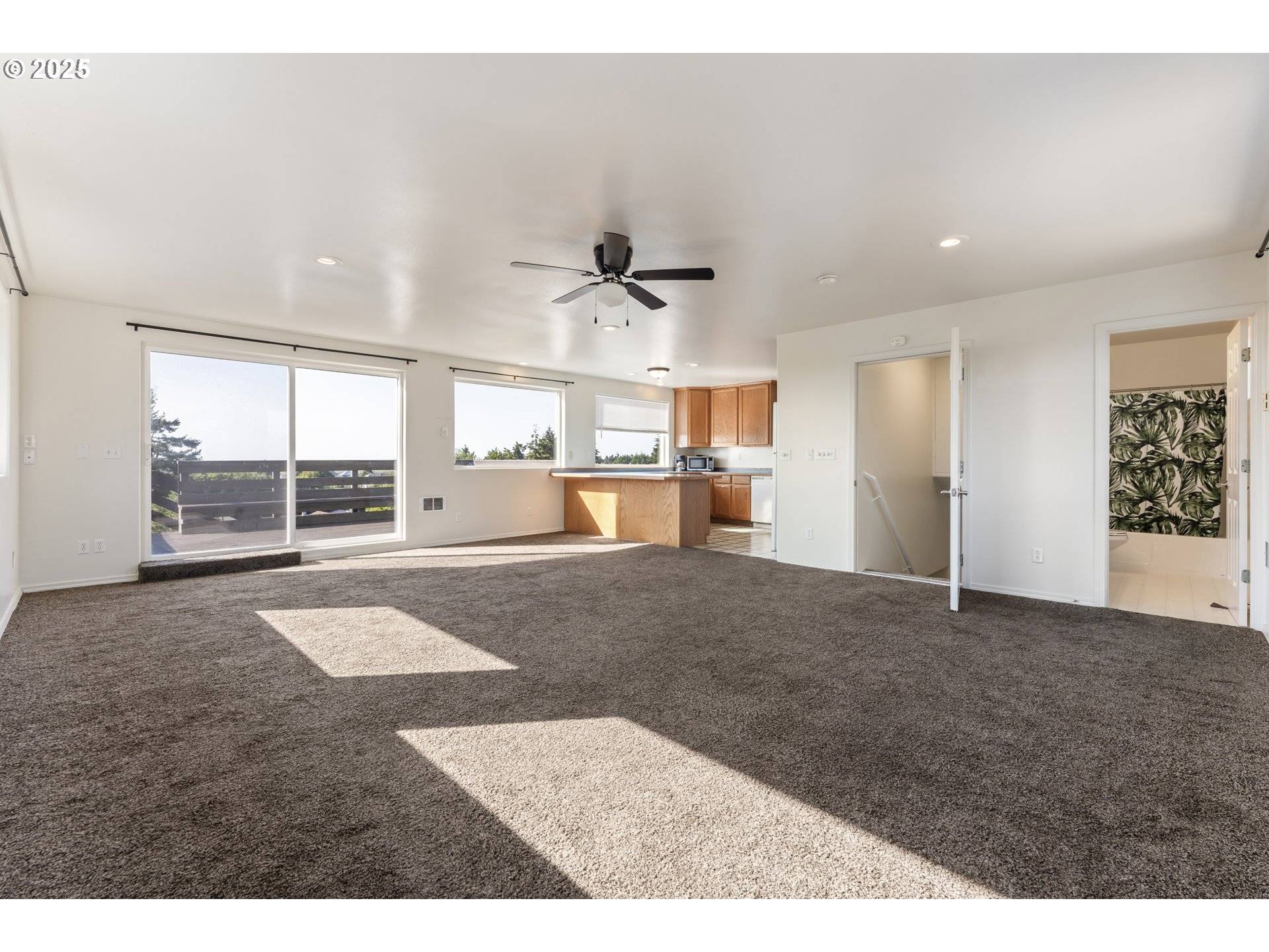 Coos Bay, OR 97420,274/276 N CAMMANN ST