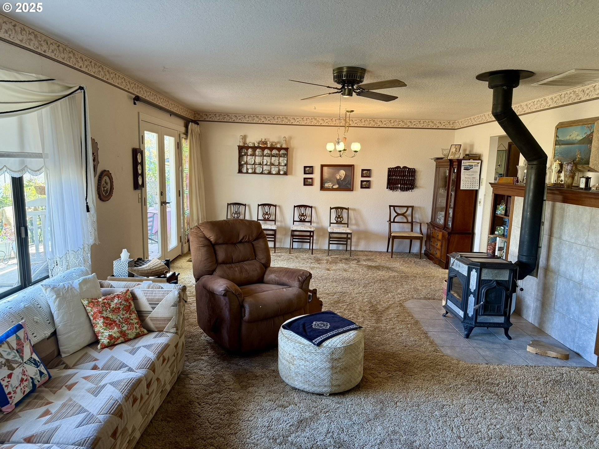 Roseburg, OR 97470,159 NE LOMBARDY DR