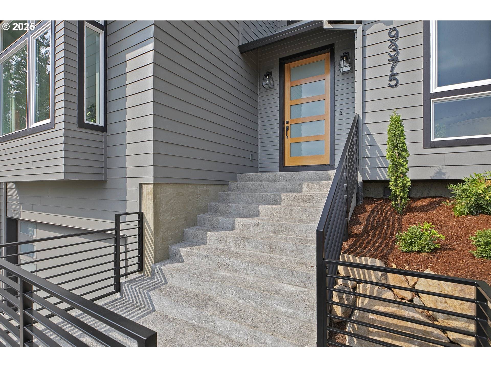 Portland, OR 97220,9375 NE SACRAMENTO ST