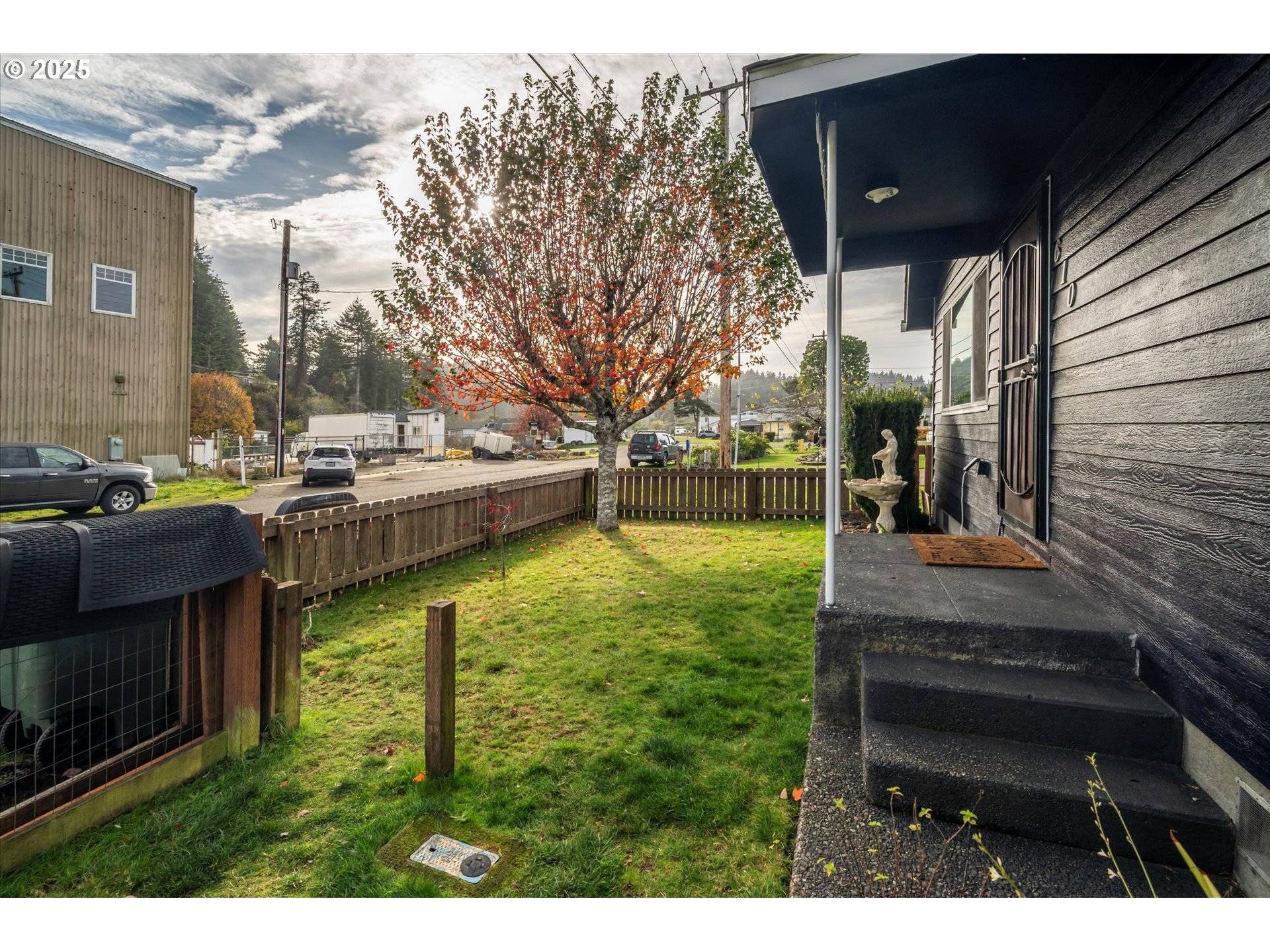 Lakeside, OR 97449,610 PARK AVE