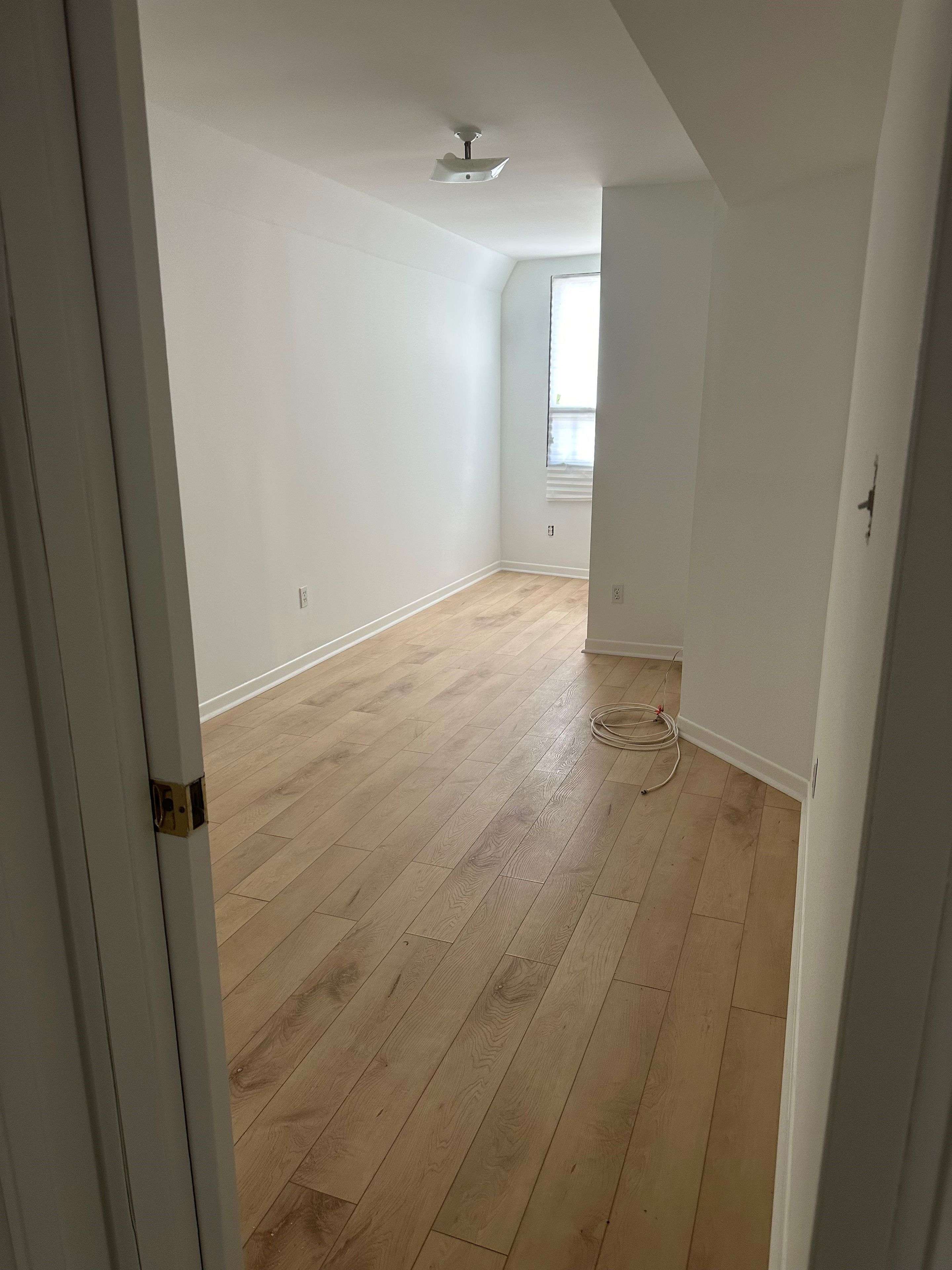 Toronto C04, ON M5M 3Z9,1899 Avenue RD #101-(2nd Floor)