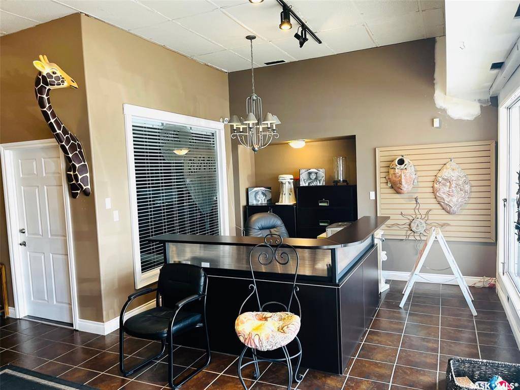 Esterhazy, SK S0A 0X0,453 Main STREET