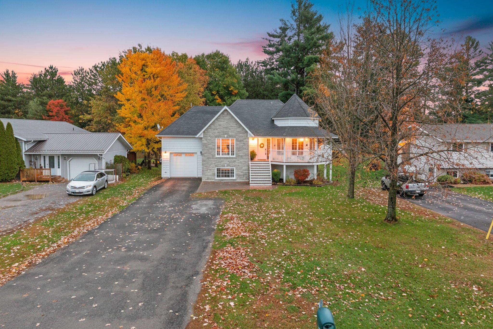 Tweed, ON K0K 3J0,40 Charles CT