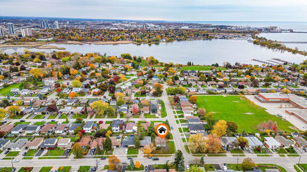 Pickering, ON L1W 2V5,761 West Shore BLVD