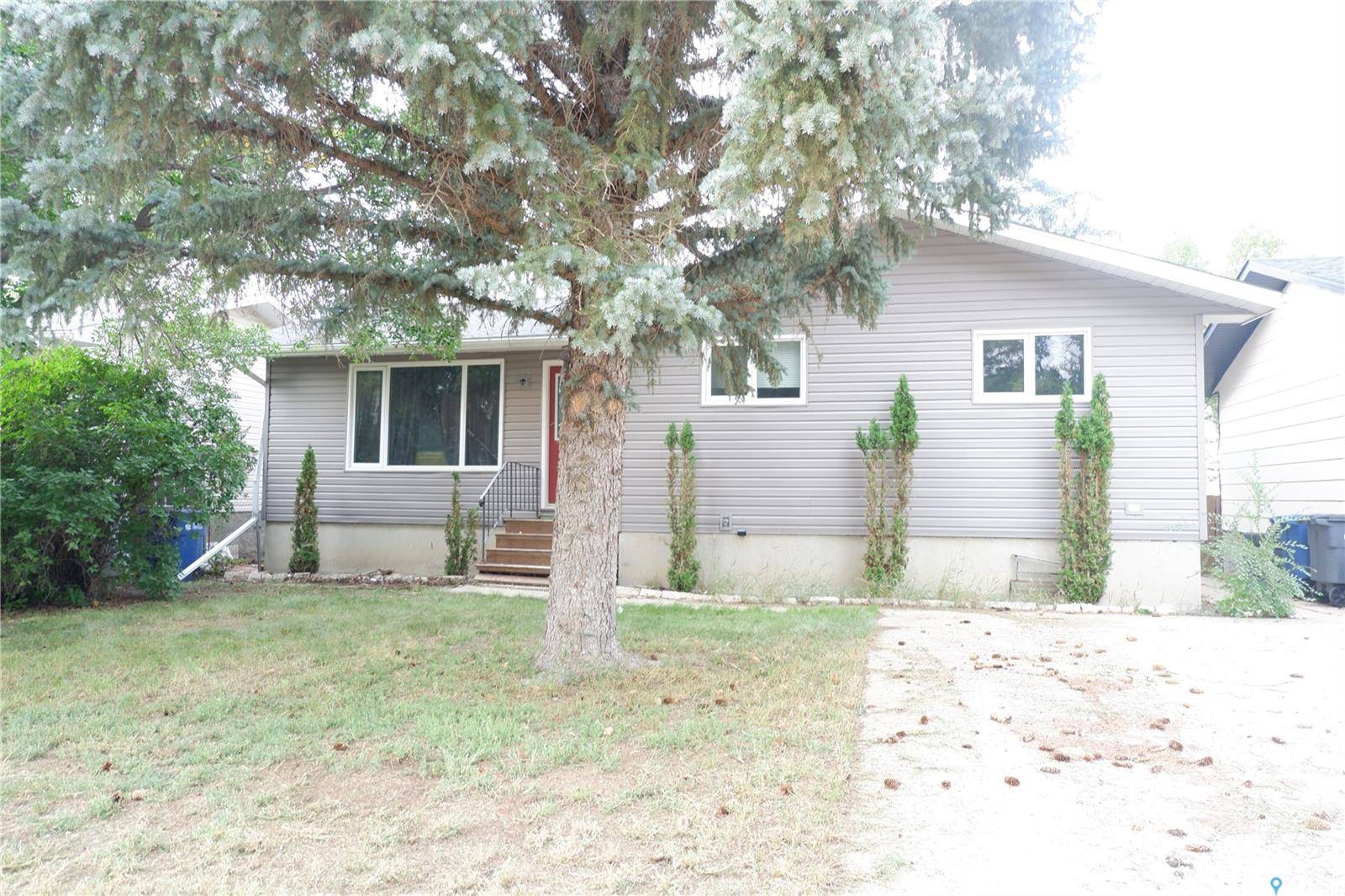 Assiniboia, SK S0H 0B0,512 4th AVENUE W