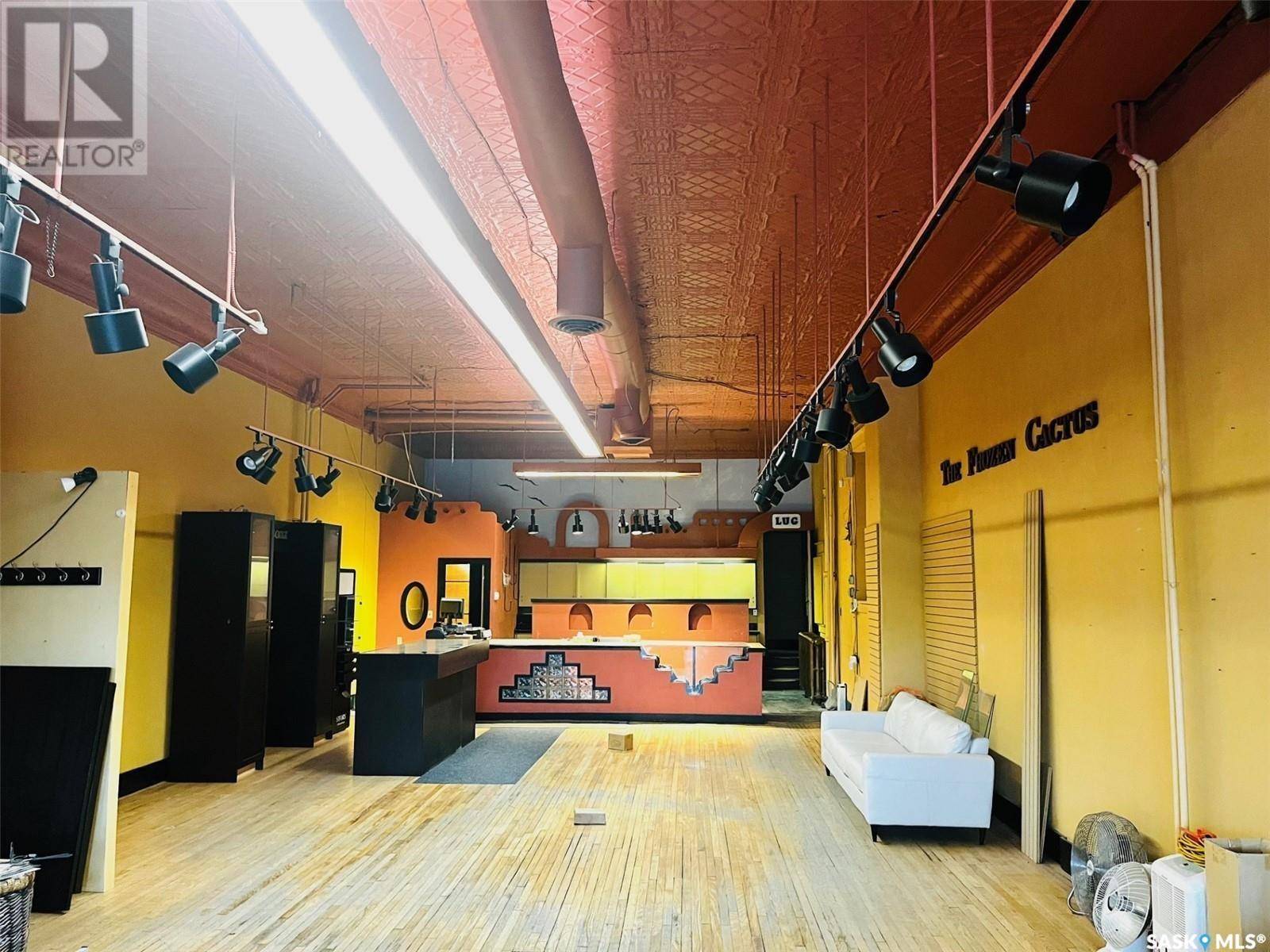 Yorkton, SK S3N 0K4,37 Broadway STREET E