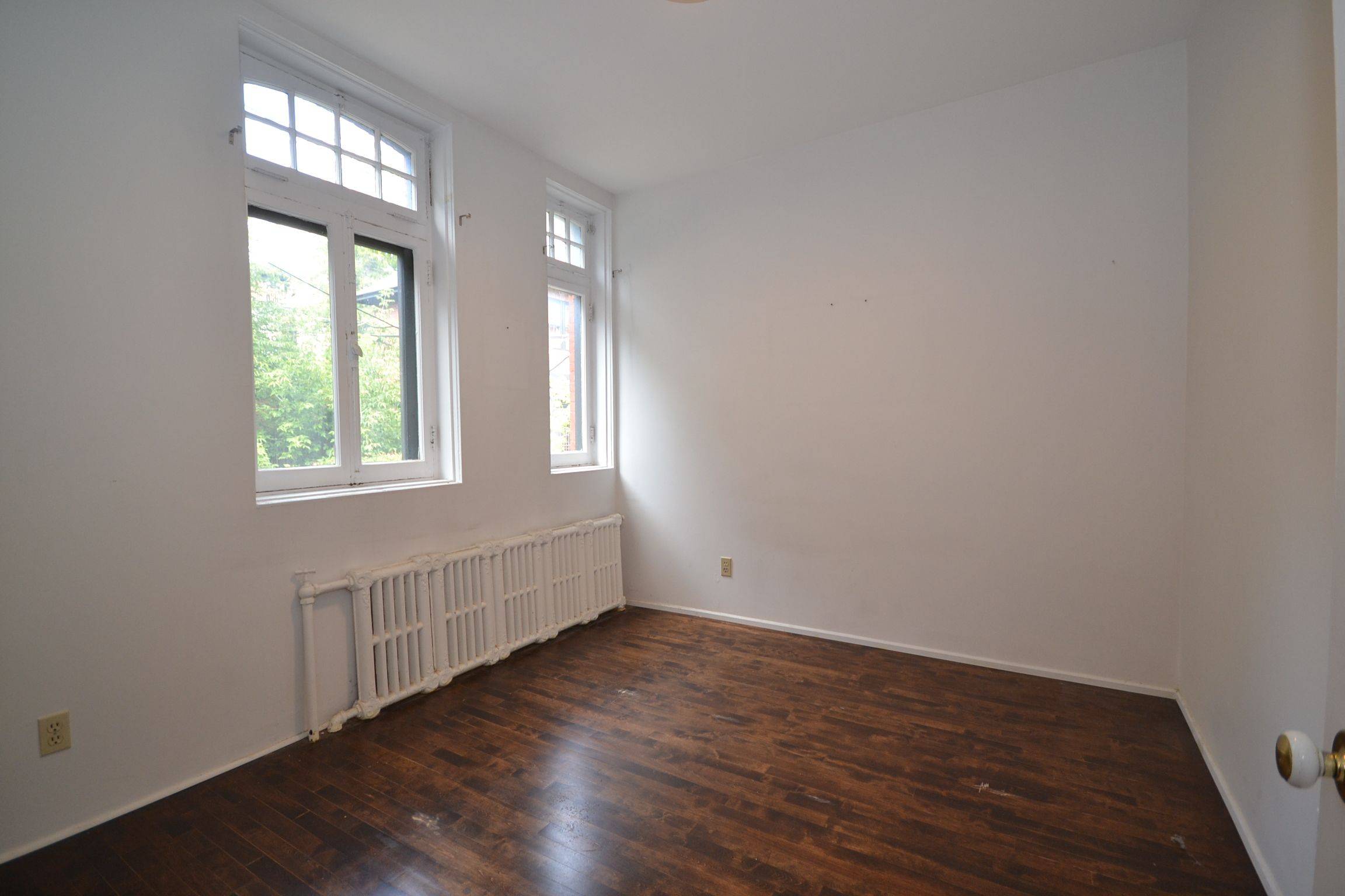 Lower Town - Sandy Hill, ON K1N 8E6,17 Marlborough AVE #101