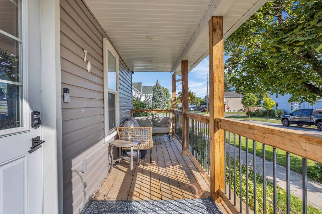 Norfolk, ON N0E 1Y0,70 Washington ST