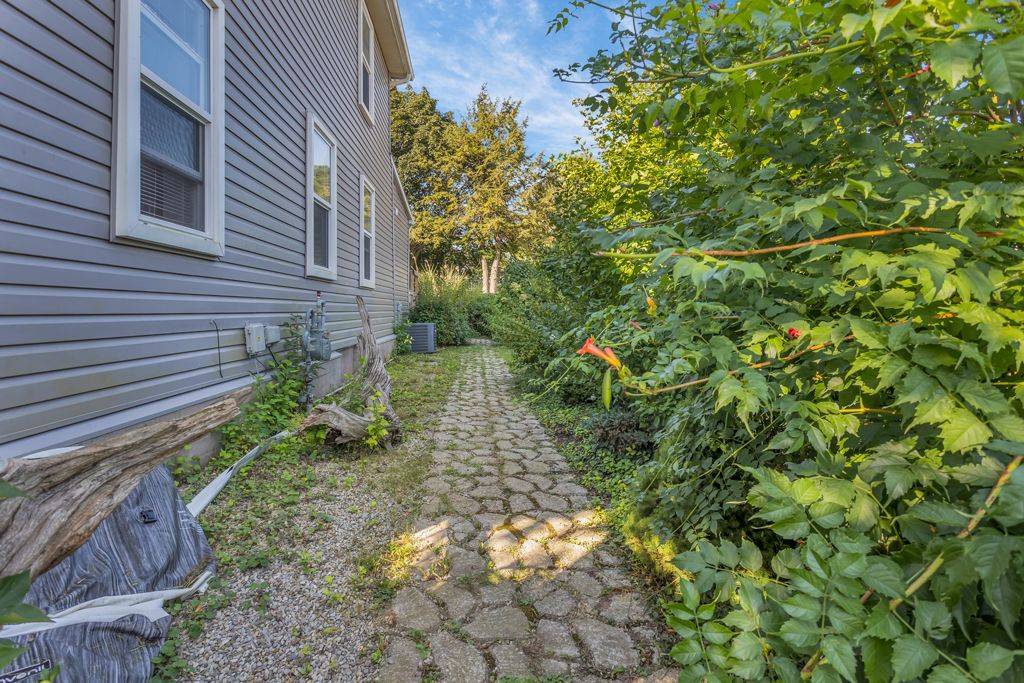 Norfolk, ON N0E 1Y0,70 Washington ST