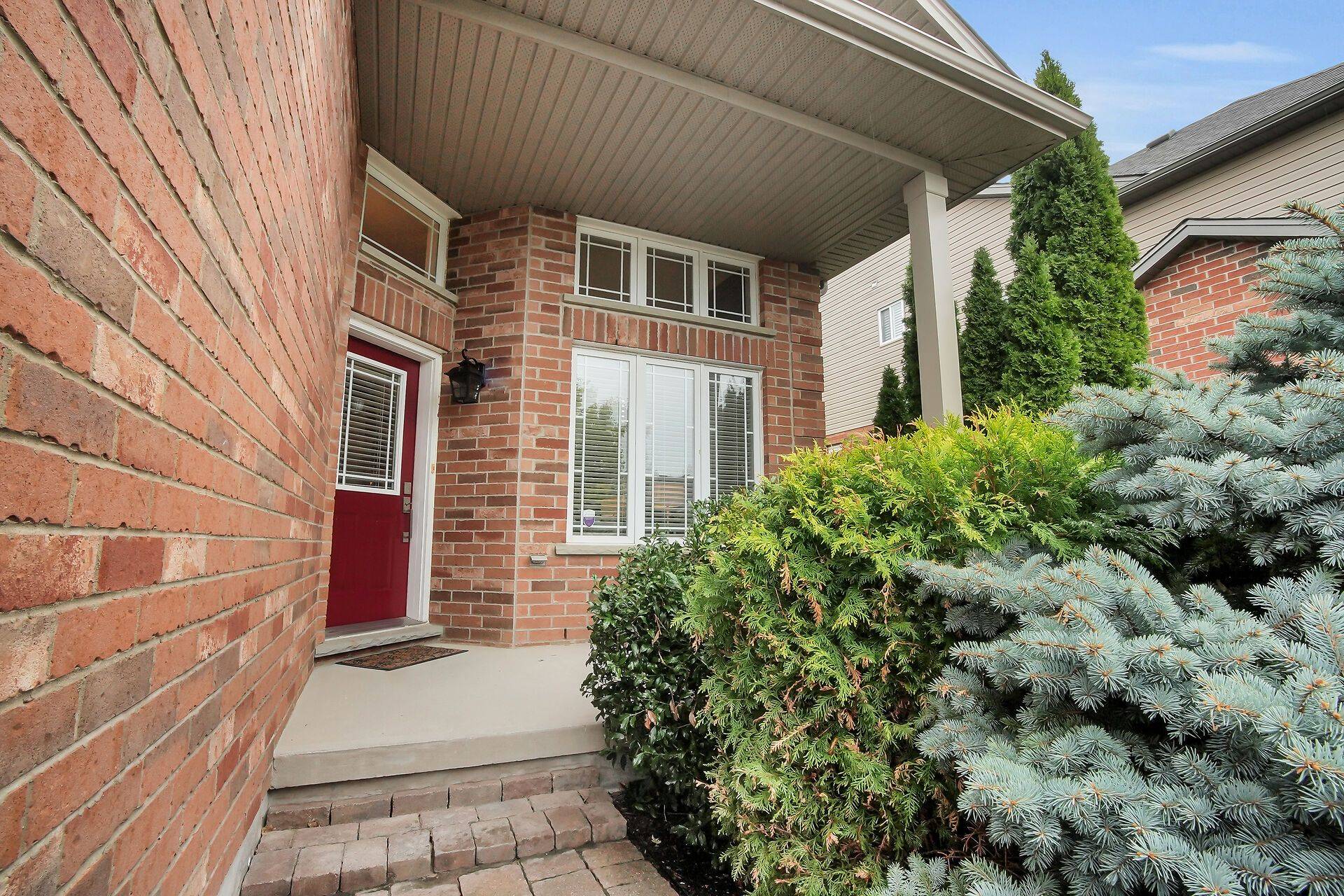 London North, ON N6G 5M9,1689 Bayswater CRES