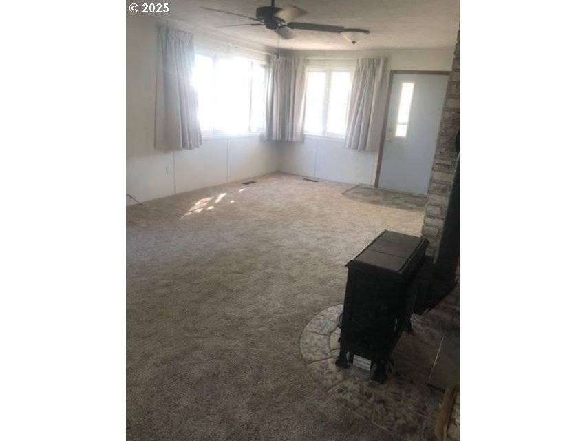 Hermiston, OR 97838,226 W HARTLEY AVE