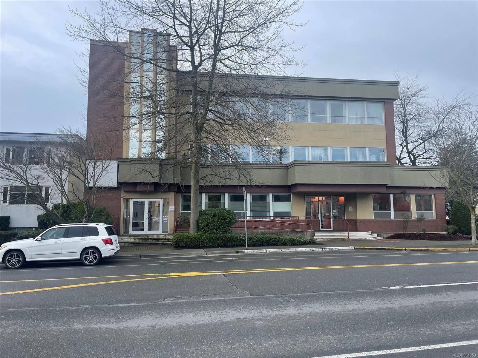 Esquimalt, BC V9A 3N6,1195 Esquimalt Rd #3RD FLR