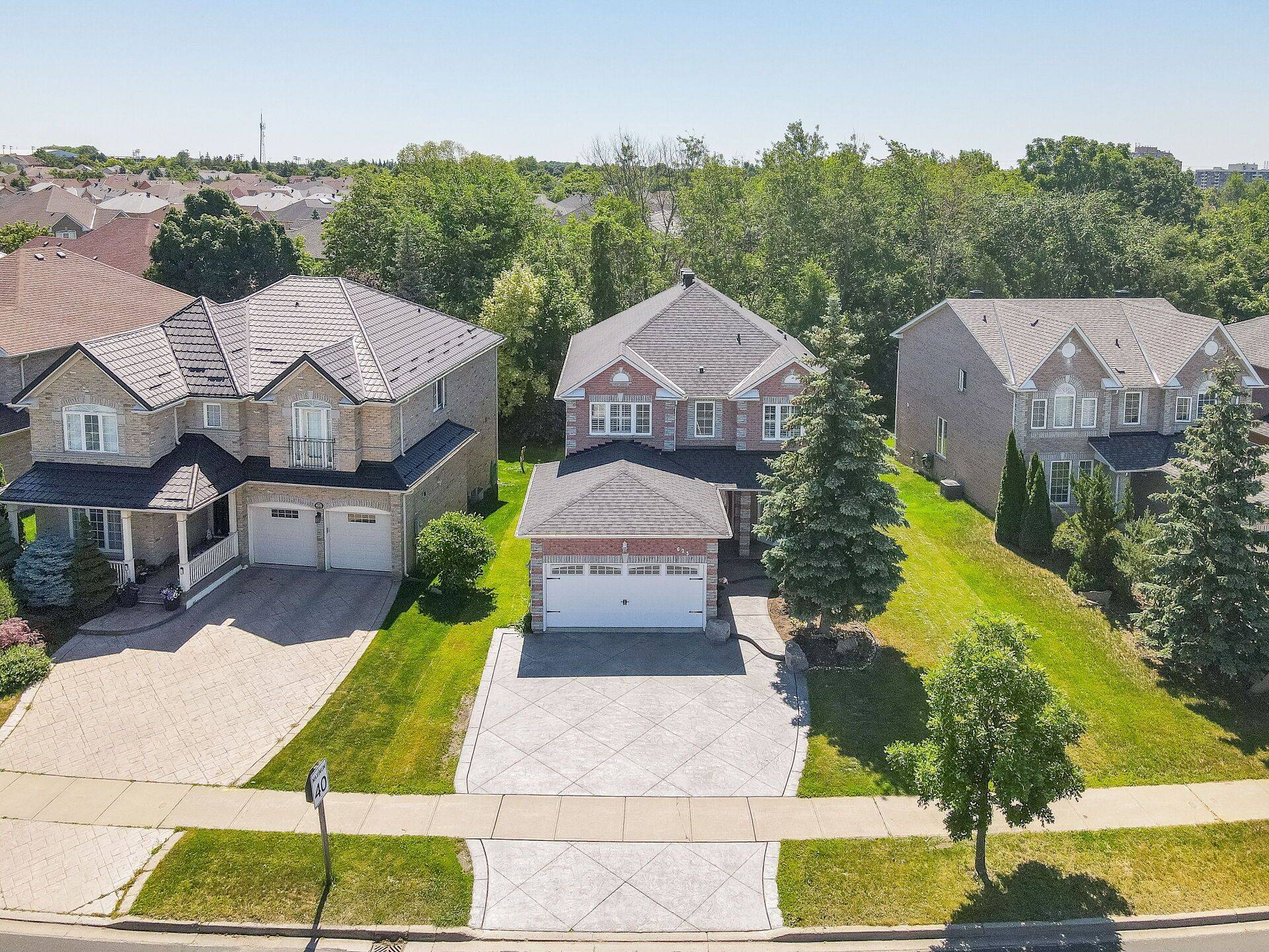 Markham, ON L3P 7R6,623 Carlton RD