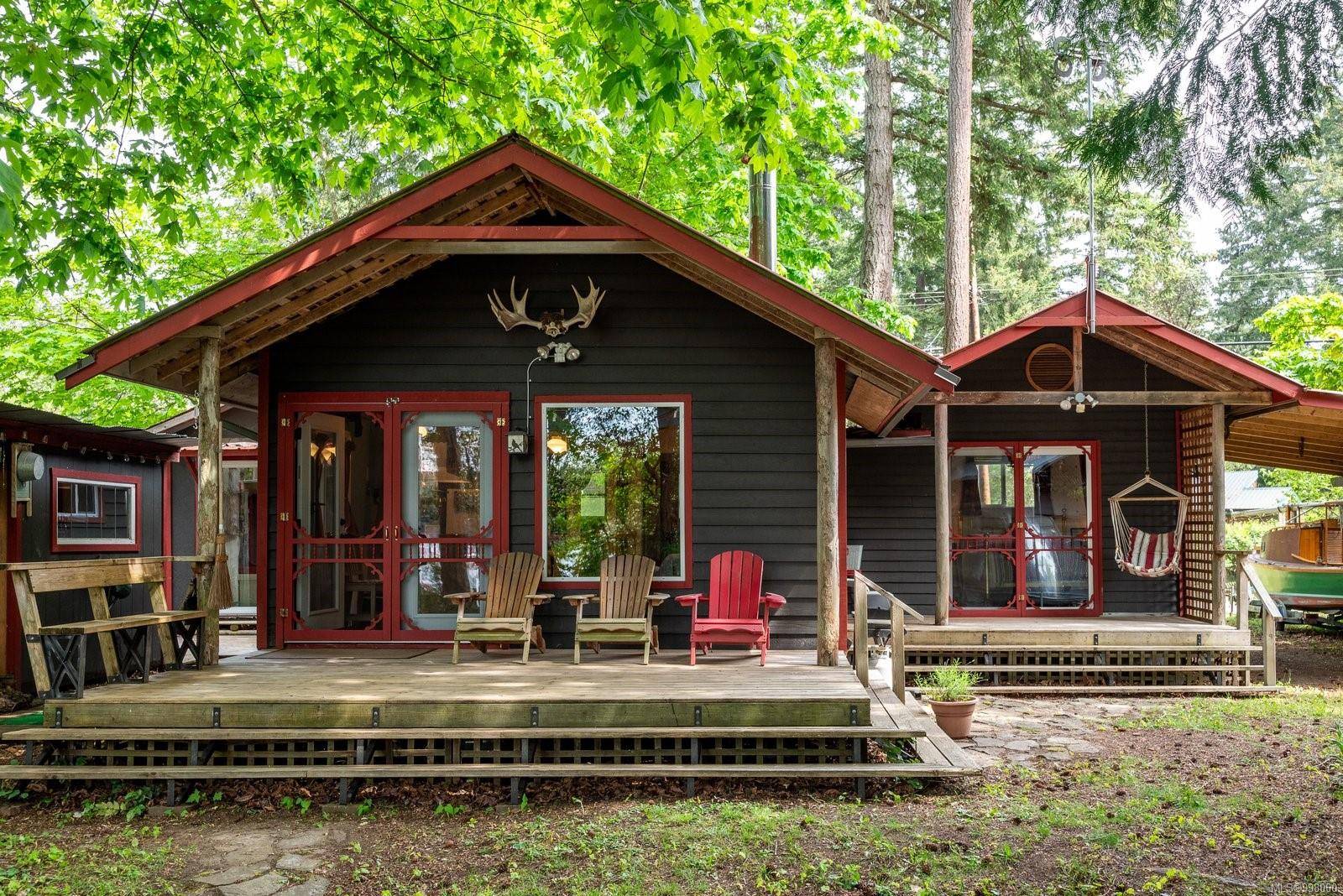 Protection Island, BC V9R 6R1,24 Pirates Lane