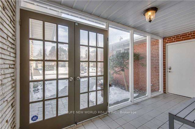 Toronto C15, ON M2J 2N8,79 Alamosa DR