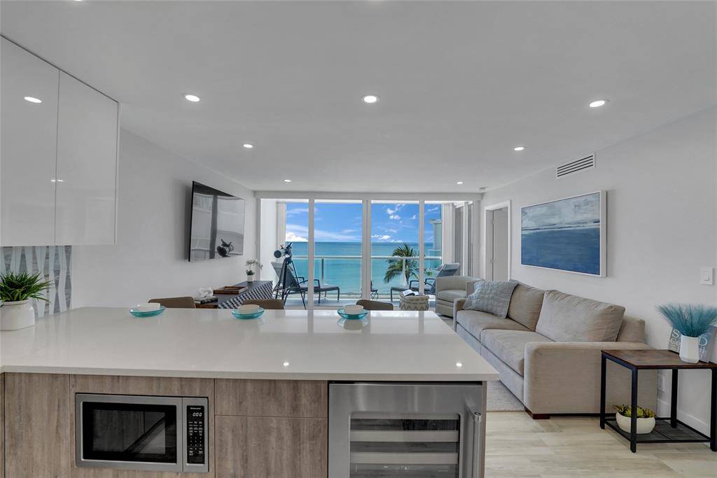 Hillsboro Beach, FL 33062,1057 Hillsboro Mile #612