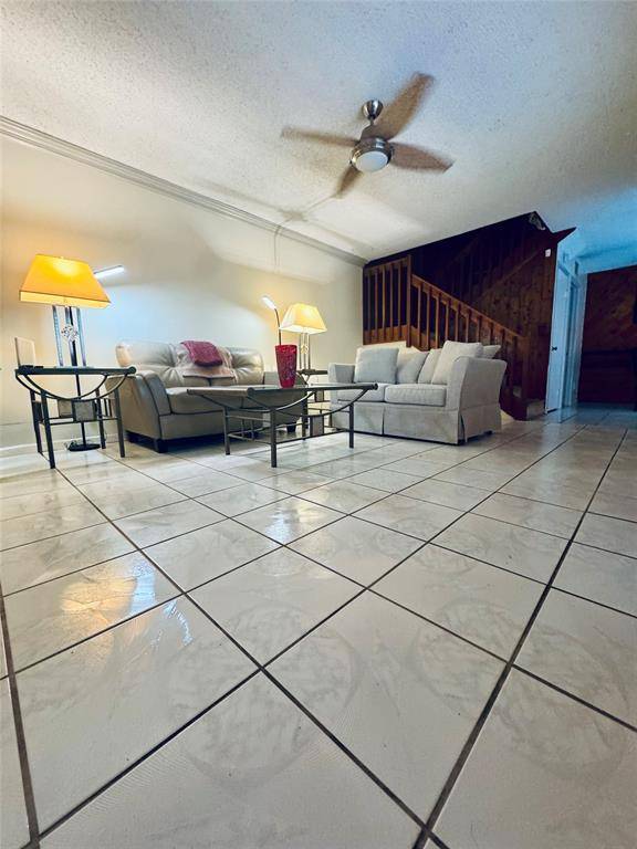 Davie, FL 33325,11873 SW 8th Ct