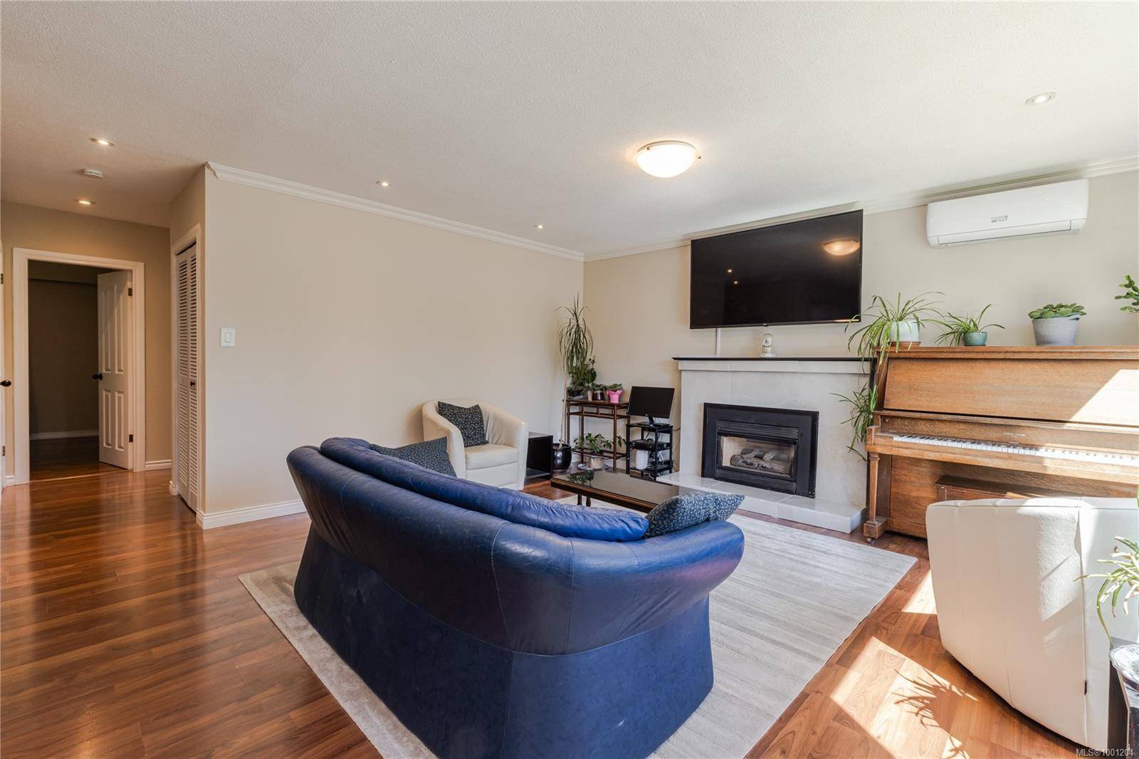 Nanaimo, BC V9T 2T2,3235 Uplands Dr