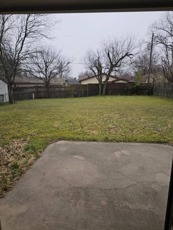 Burleson, TX 76028,317 Boulder Court