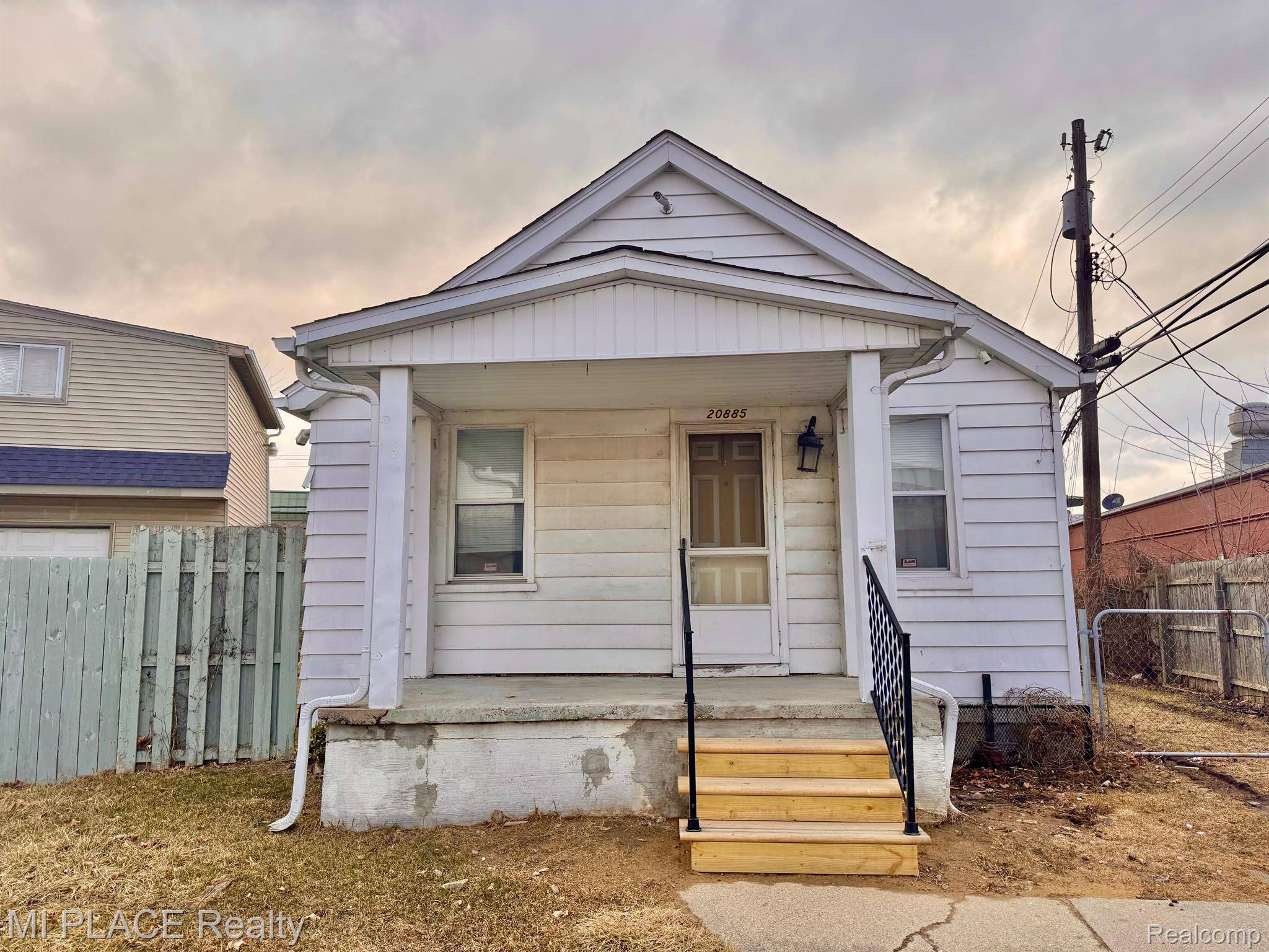 Clinton Township, MI 48035,20885 COLMAN ST