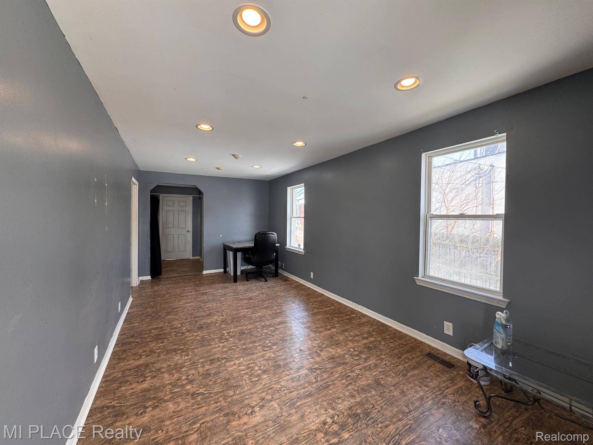 Clinton Township, MI 48035,20885 COLMAN ST