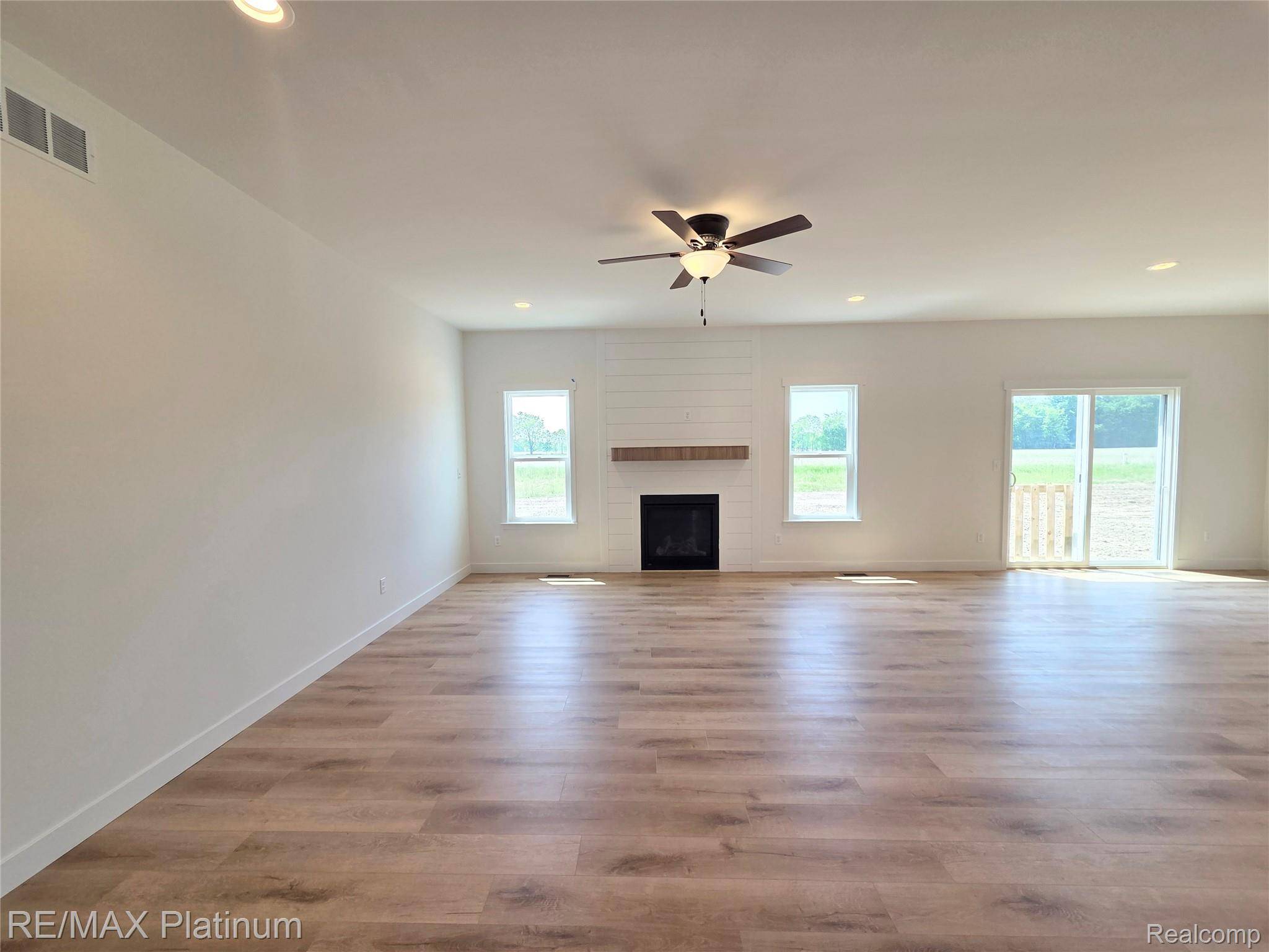 Linden, MI 48451,13198 WESTWINDS DR