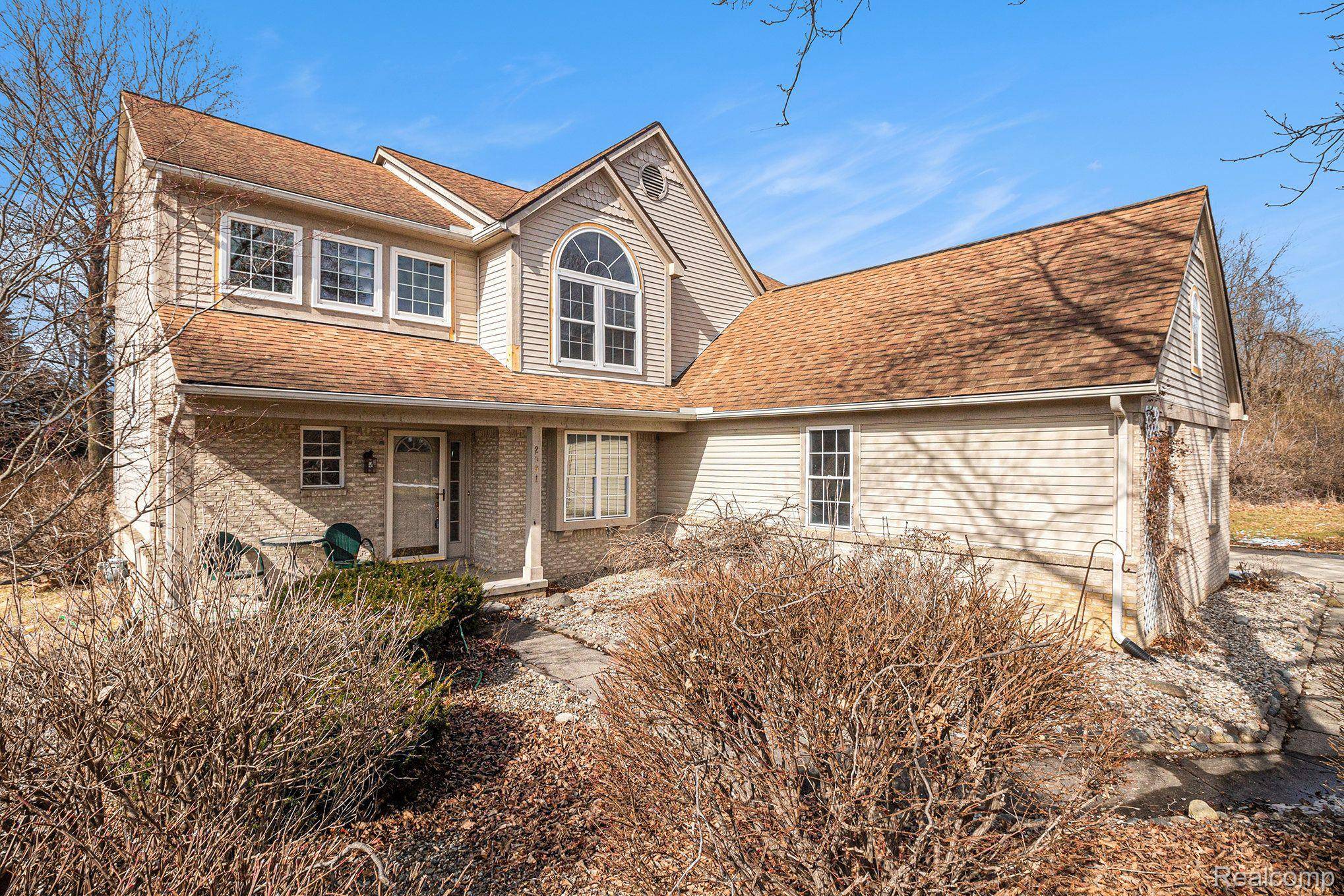 Wixom, MI 48393,2091 PALMER DR