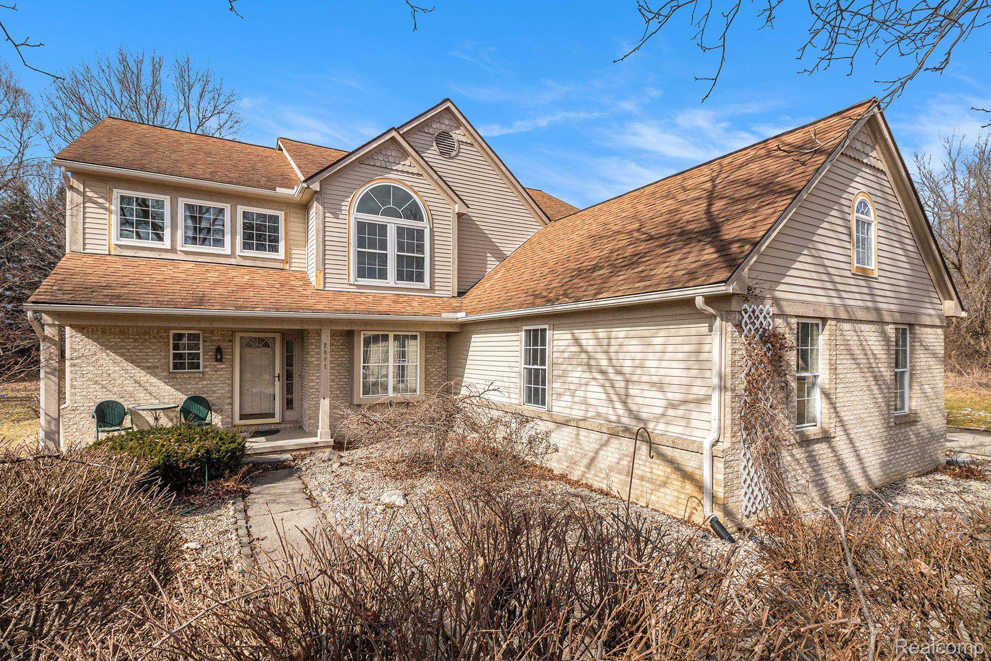 Wixom, MI 48393,2091 PALMER DR