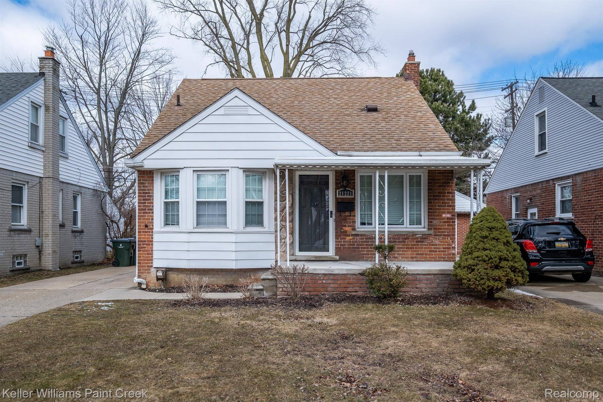 St. Clair Shores, MI 48081,21221 FRAZHO ST