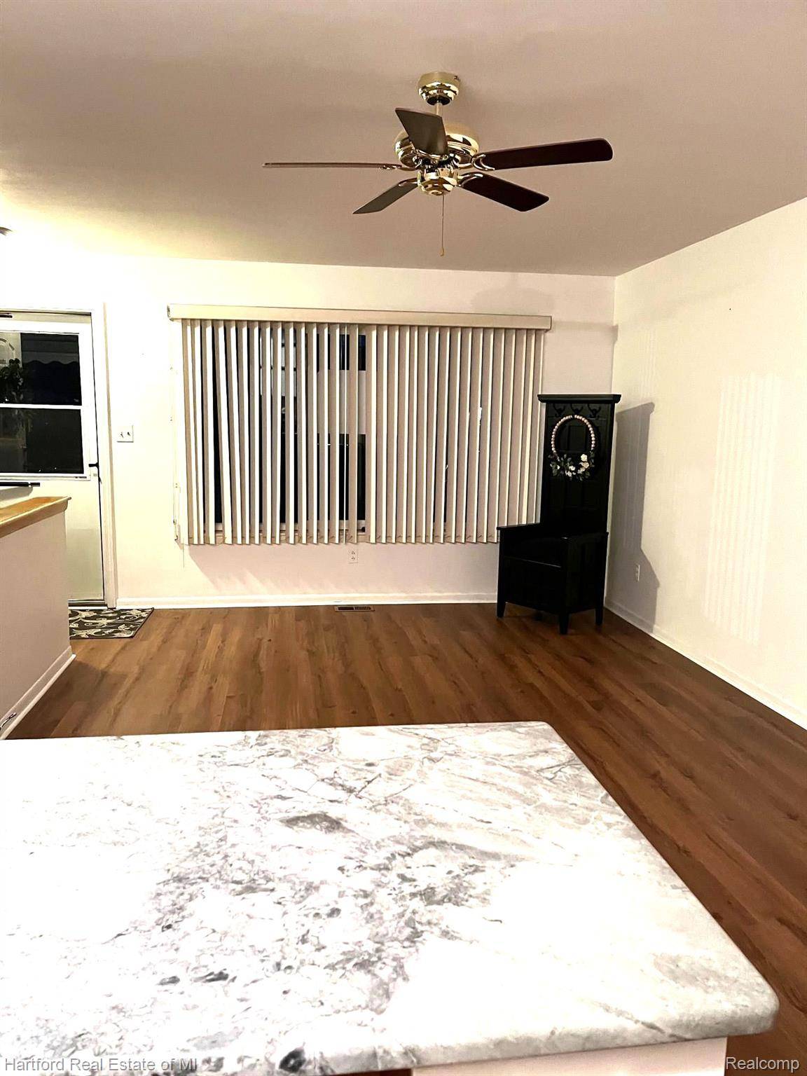 Wixom, MI 48390,50098 Helfer BLVD #50098