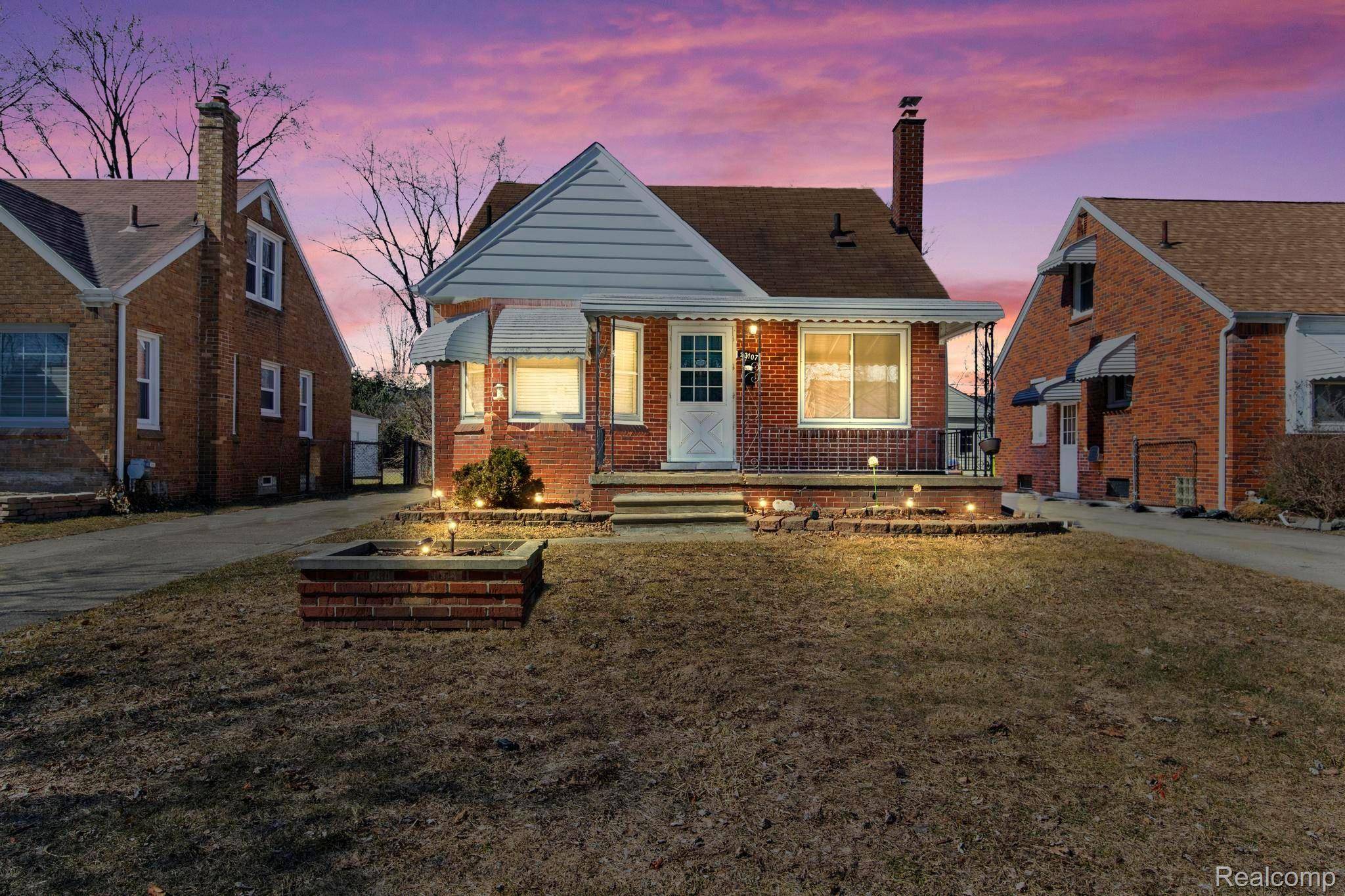 Eastpointe, MI 48021,23107 DAVID AVE