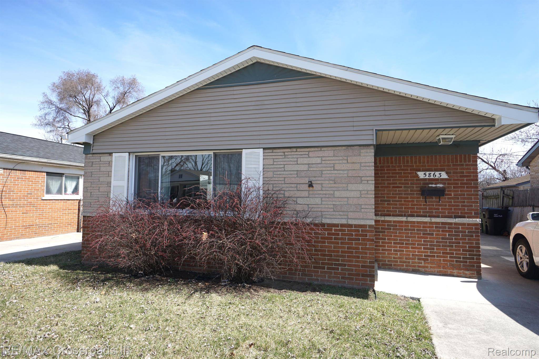 Allen Park, MI 48101,5863 BALFOUR AVE