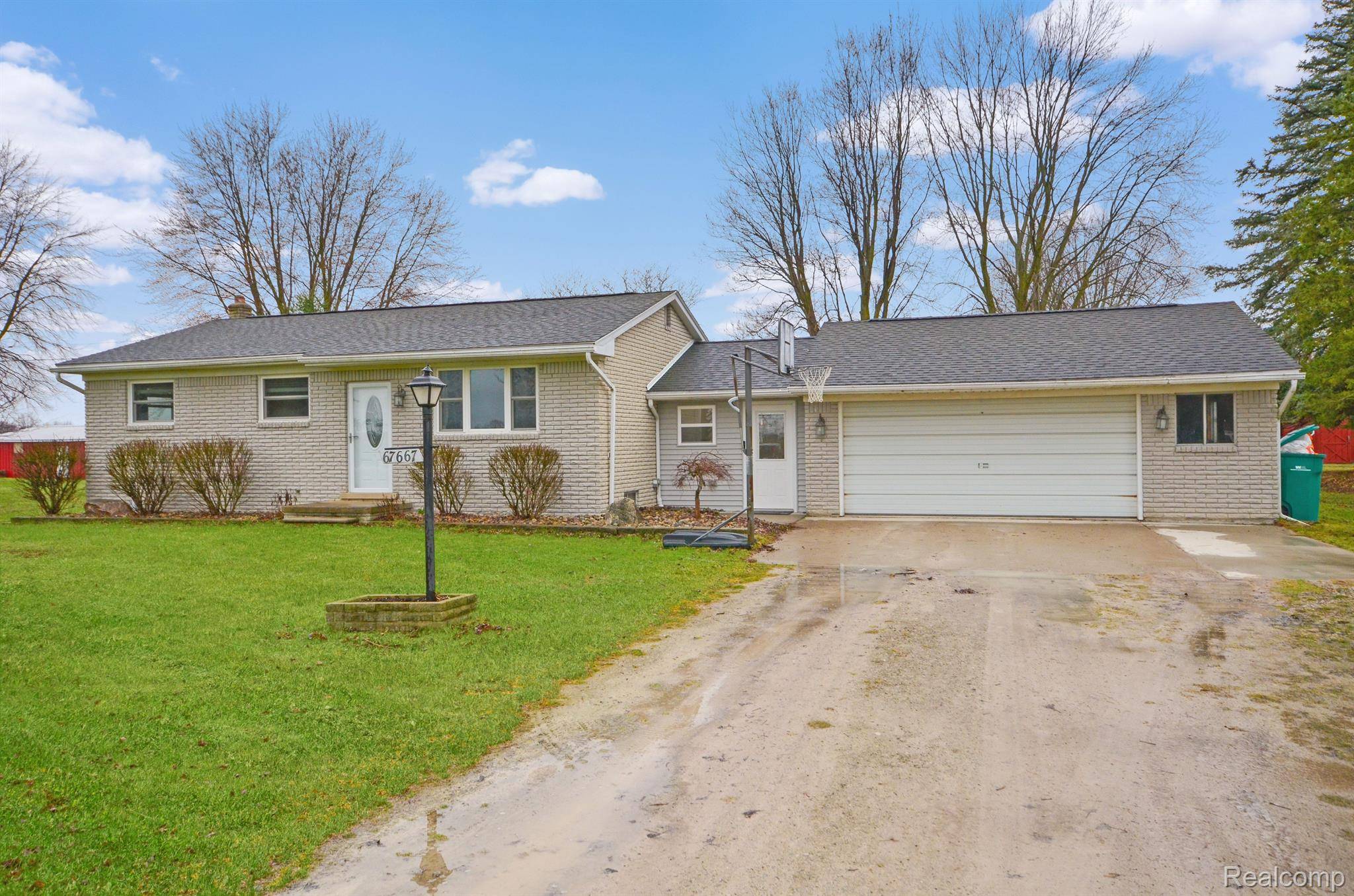 Lenox, MI 48050,67667 Place RD