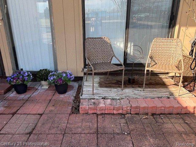 Southfield, MI 48076,19730 VILLA DR S