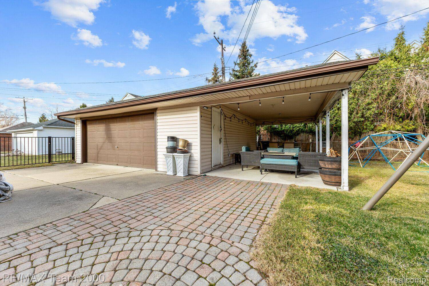 Dearborn, MI 48126,4731 KORTE ST