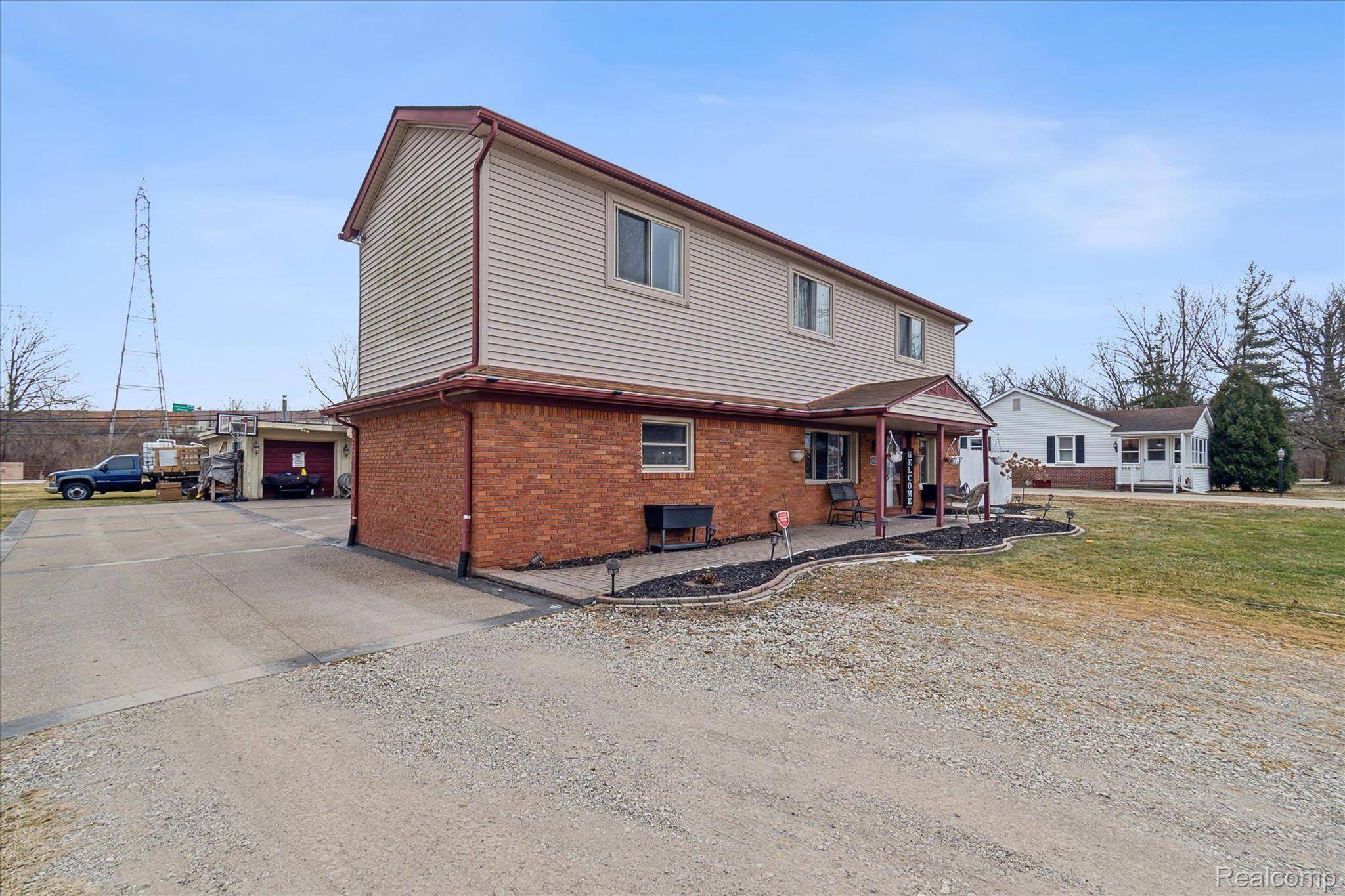 Taylor, MI 48180,14121 HURON ST