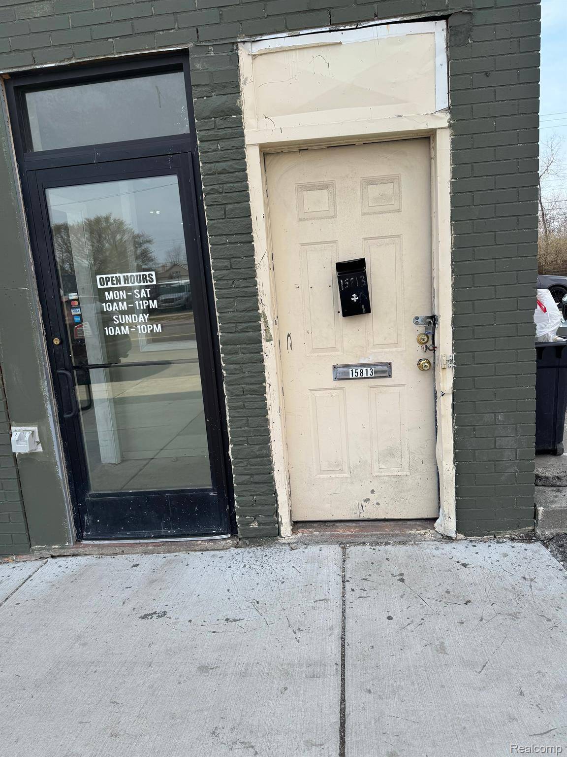 Detroit, MI 48228,15811 W WARREN AVE