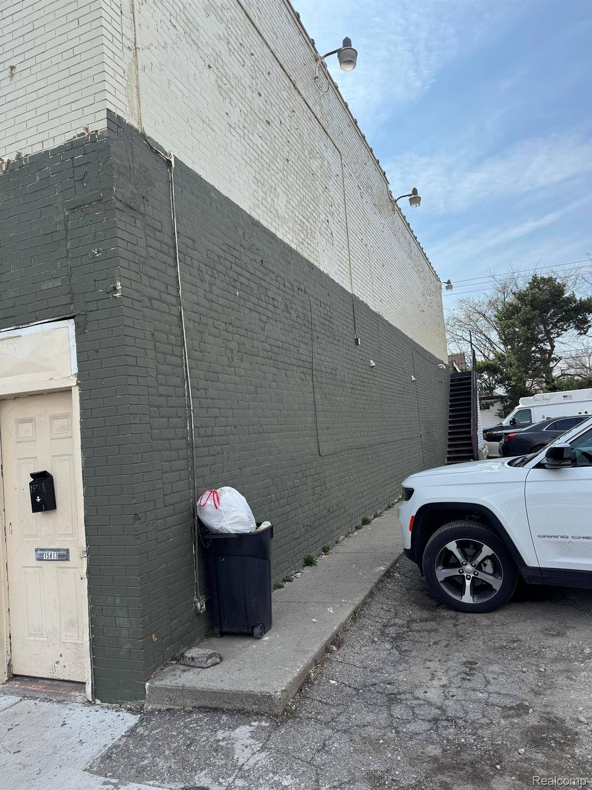 Detroit, MI 48228,15811 W WARREN AVE