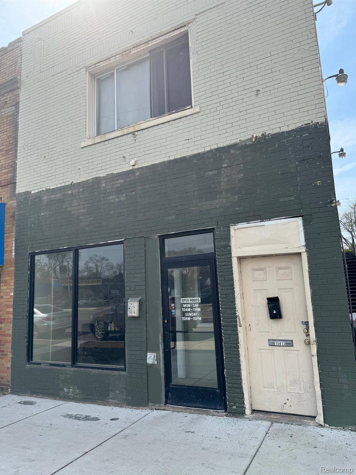 Detroit, MI 48228,15811 W WARREN AVE