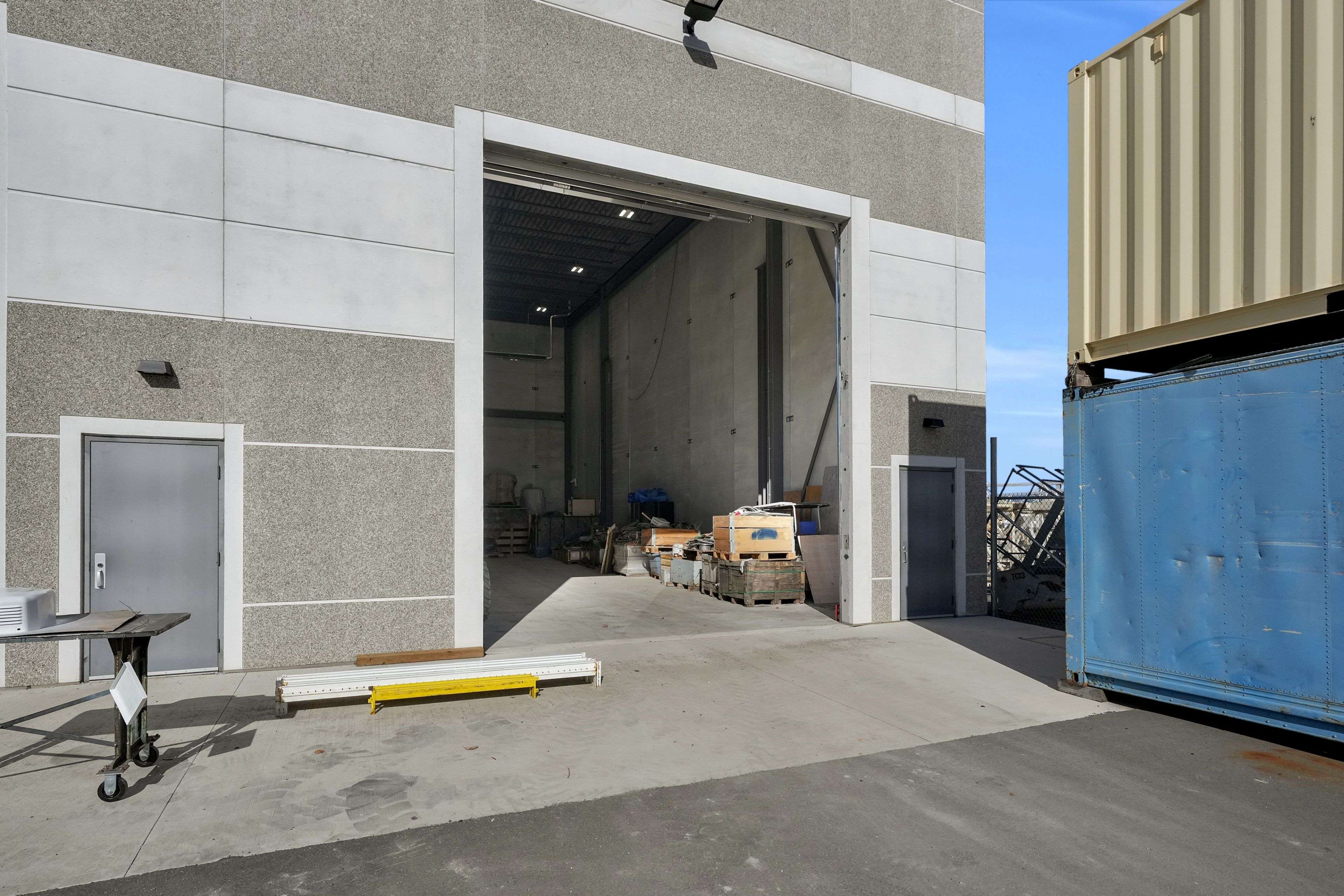 King, ON L0G 1T0,27 Sproule ST #Bay 4