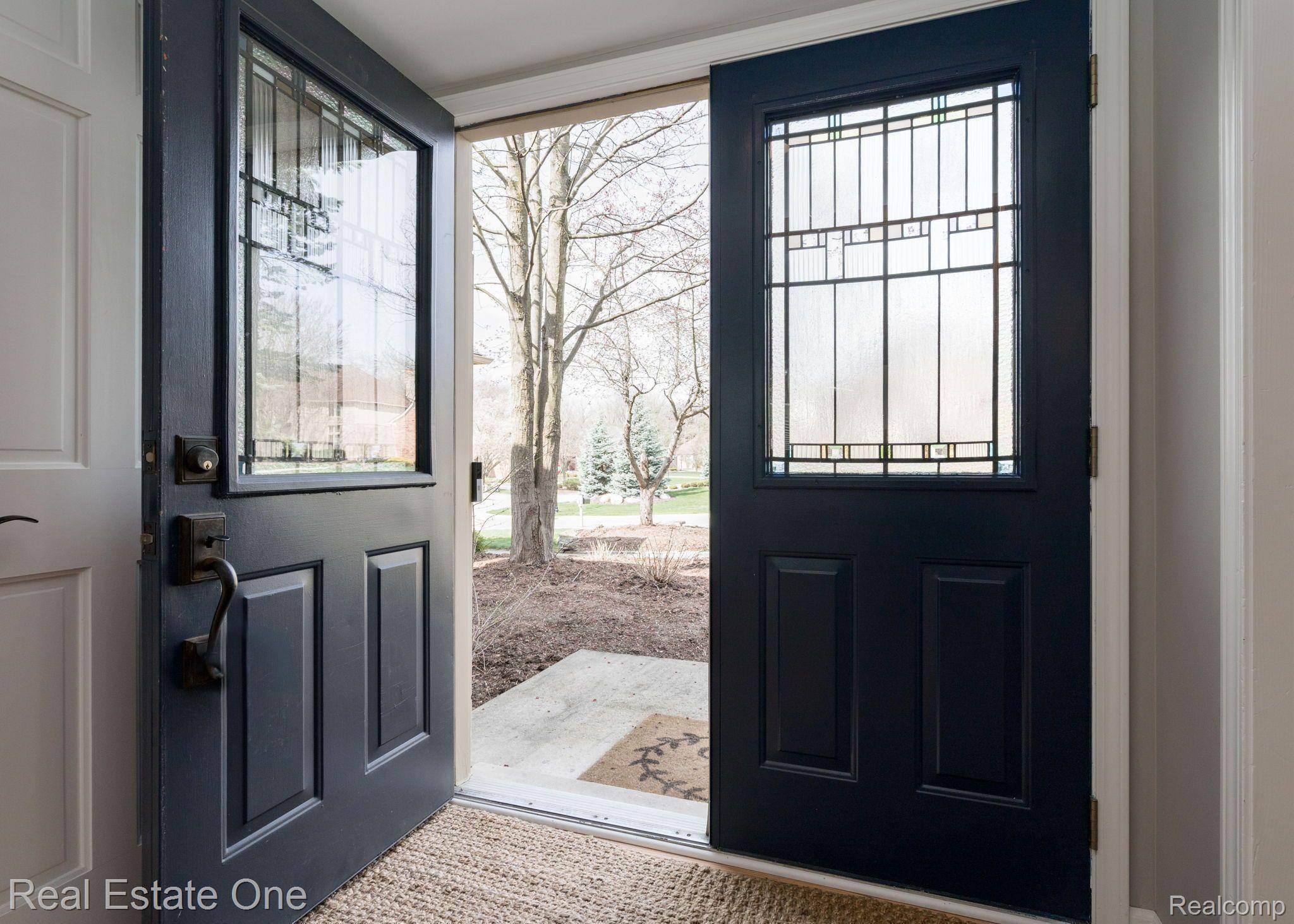 Rochester Hills, MI 48306,1686 OLD HOMESTEAD DR