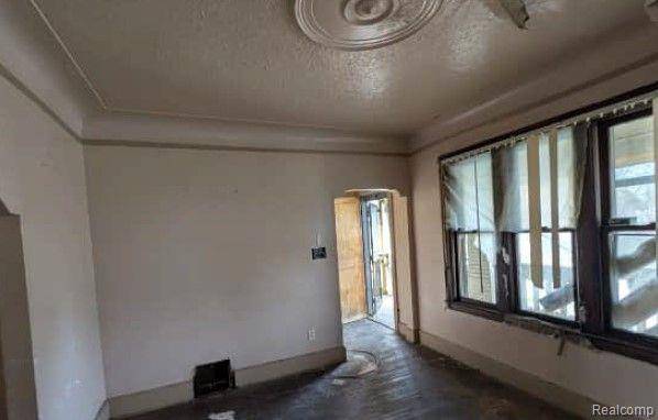 Detroit, MI 48212,13423 DEAN ST