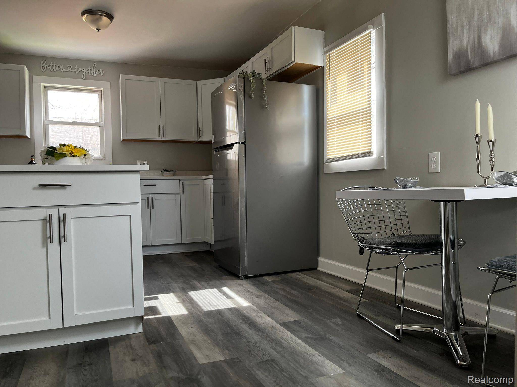 Adrian, MI 49221,417 E HUNT ST