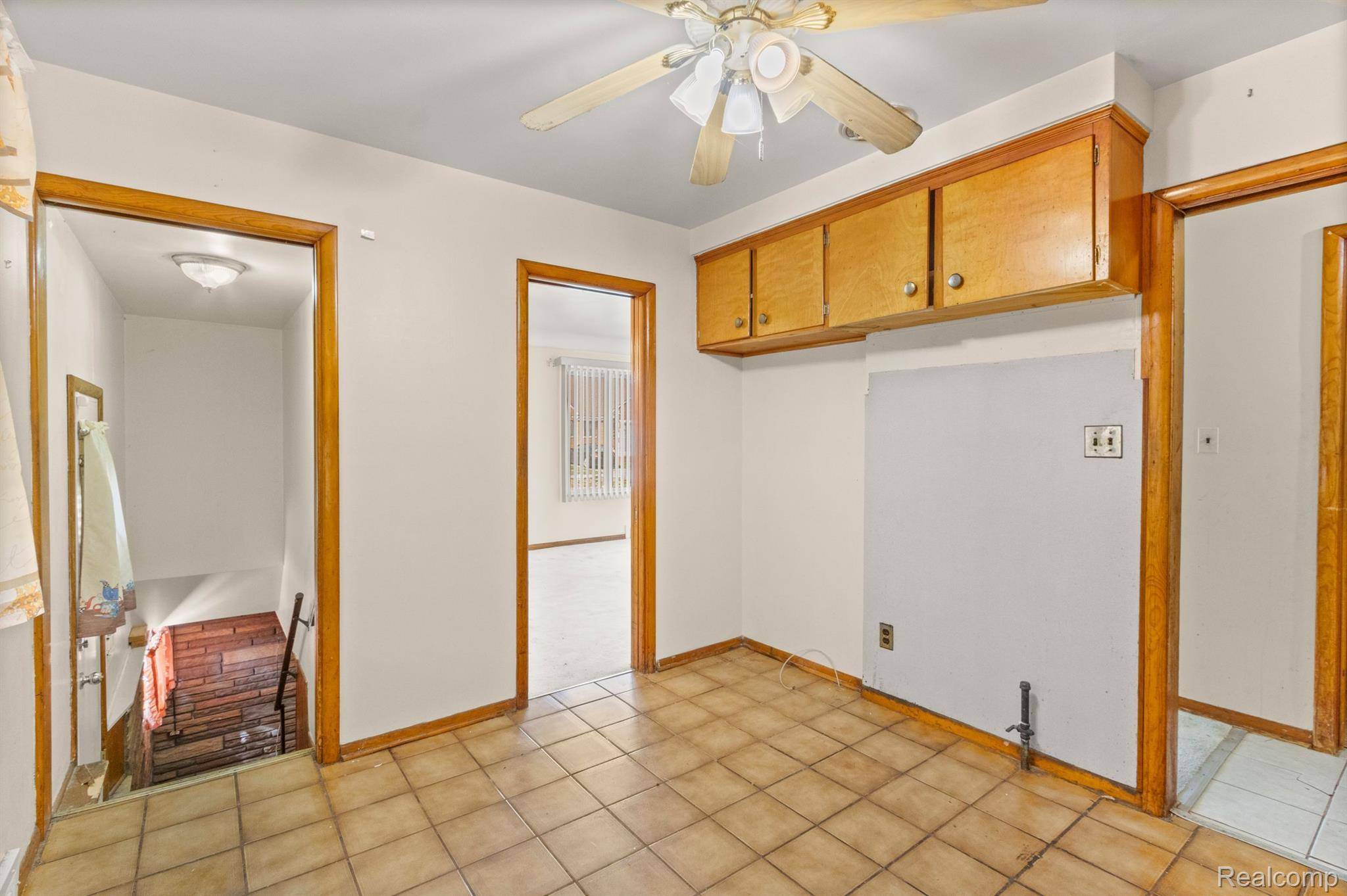 Detroit, MI 48205,15010 CEDARGROVE ST