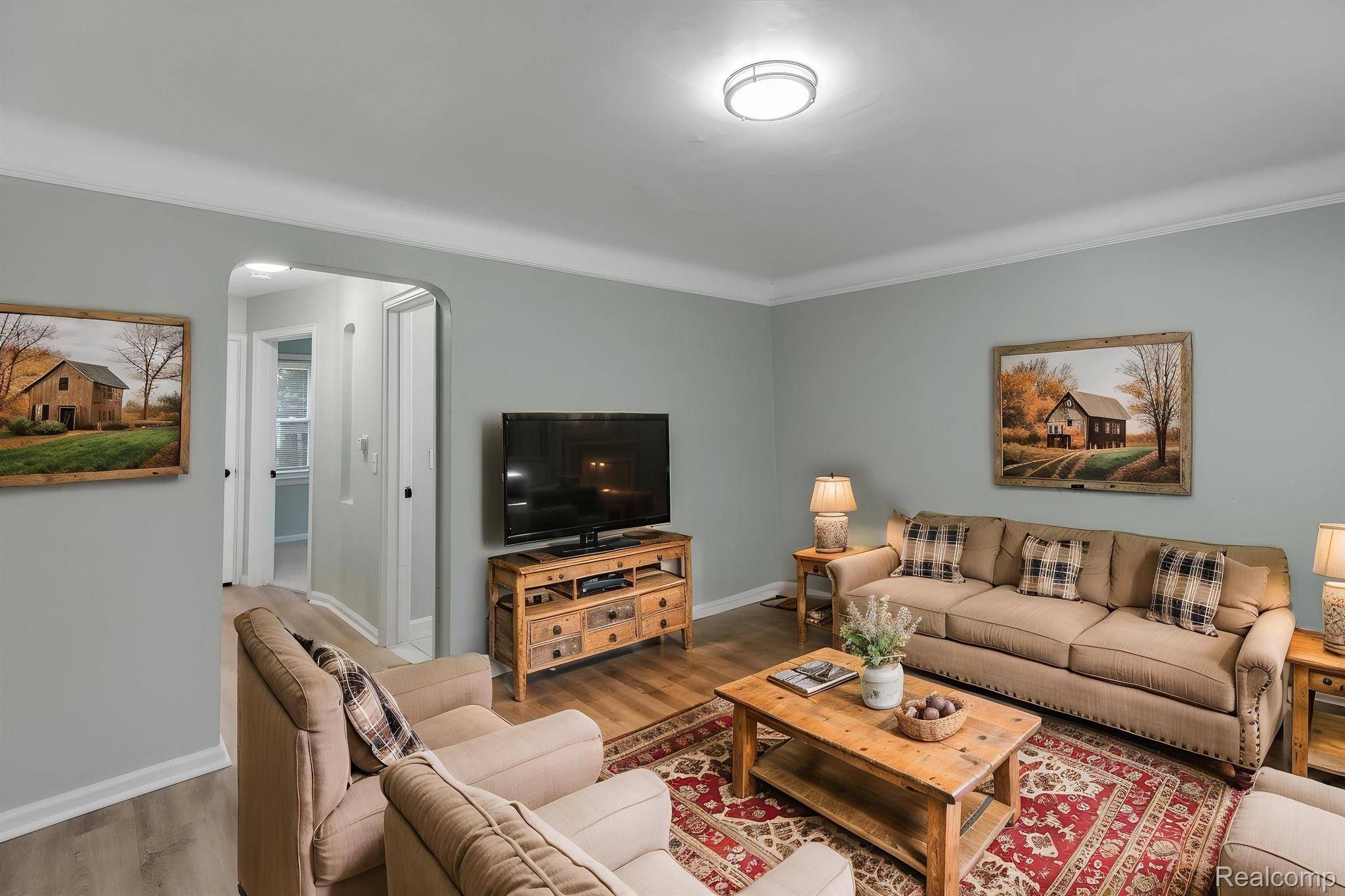 Harper Woods, MI 48225,20000 ROSCOMMON ST