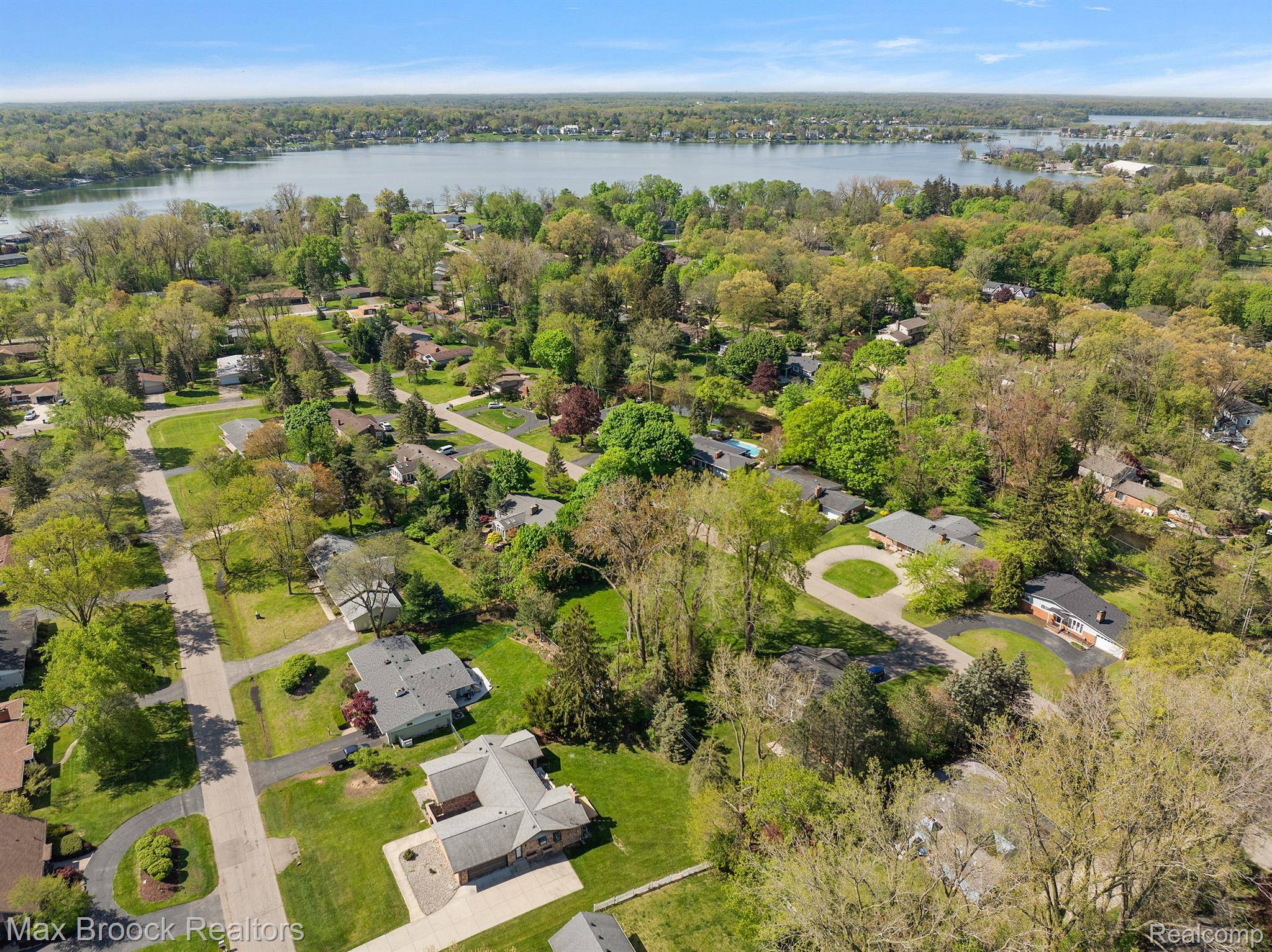 West Bloomfield, MI 48324,0000 Pine Ridge Road Lot 93