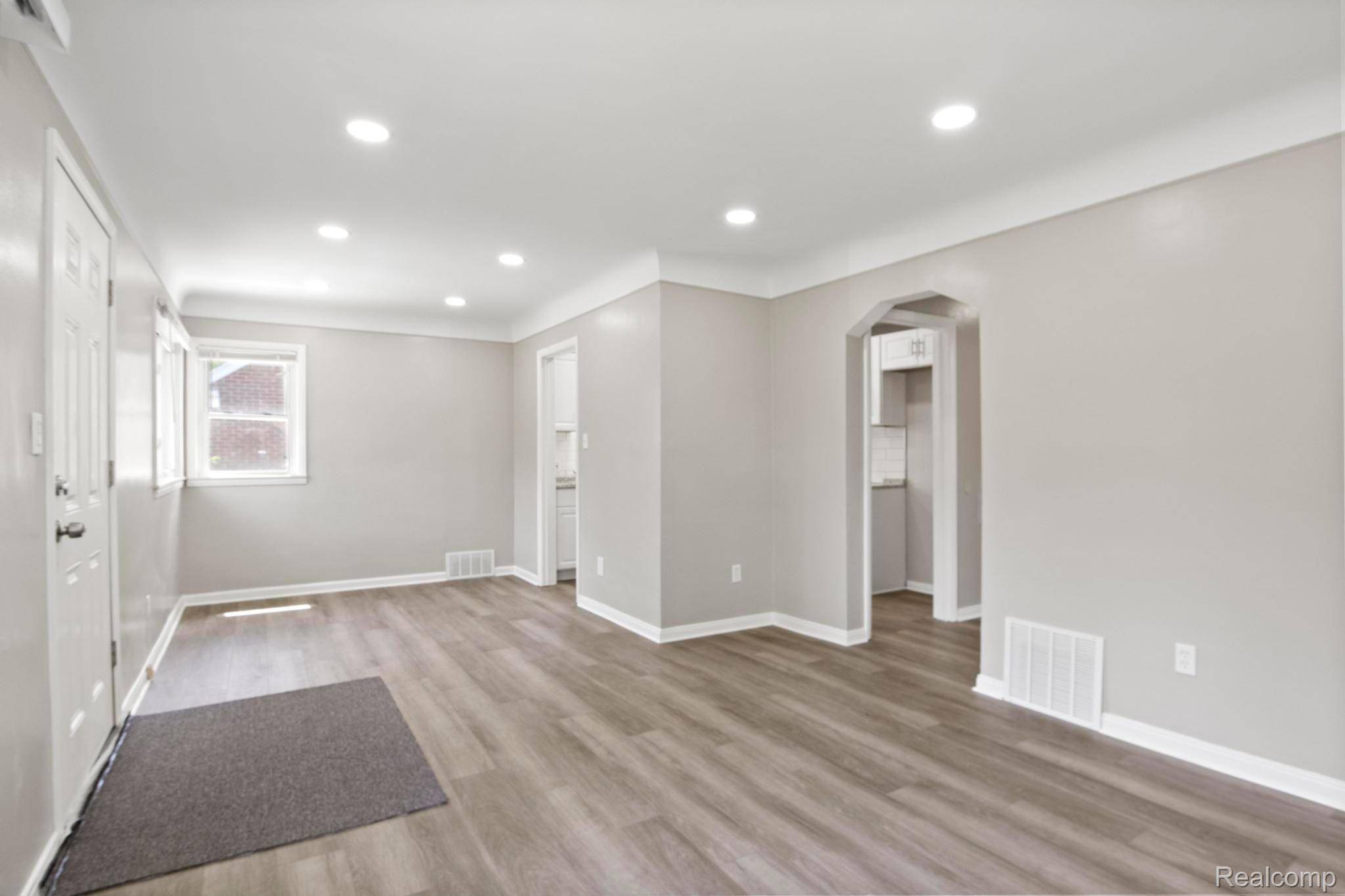 Redford, MI 48239,8105 BRAMELL