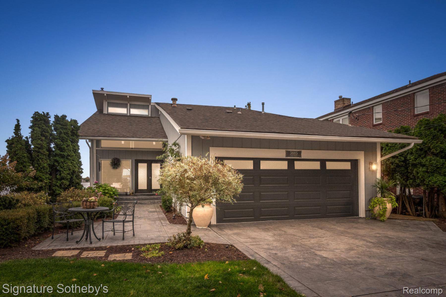 Waterford, MI 48328,3885 LAKE FRONT ST